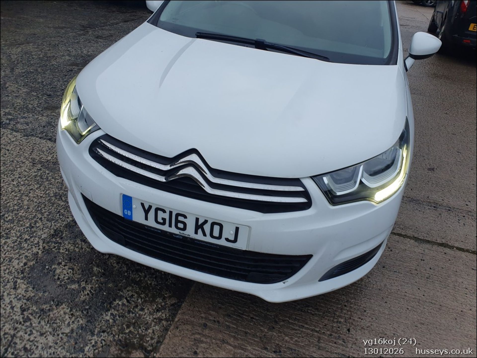 16/16 CITROEN C4 FEEL PURETECH 1200CC PETROL 5 DOOR HATCHBACK YG16KOJ - Image 25 of 44