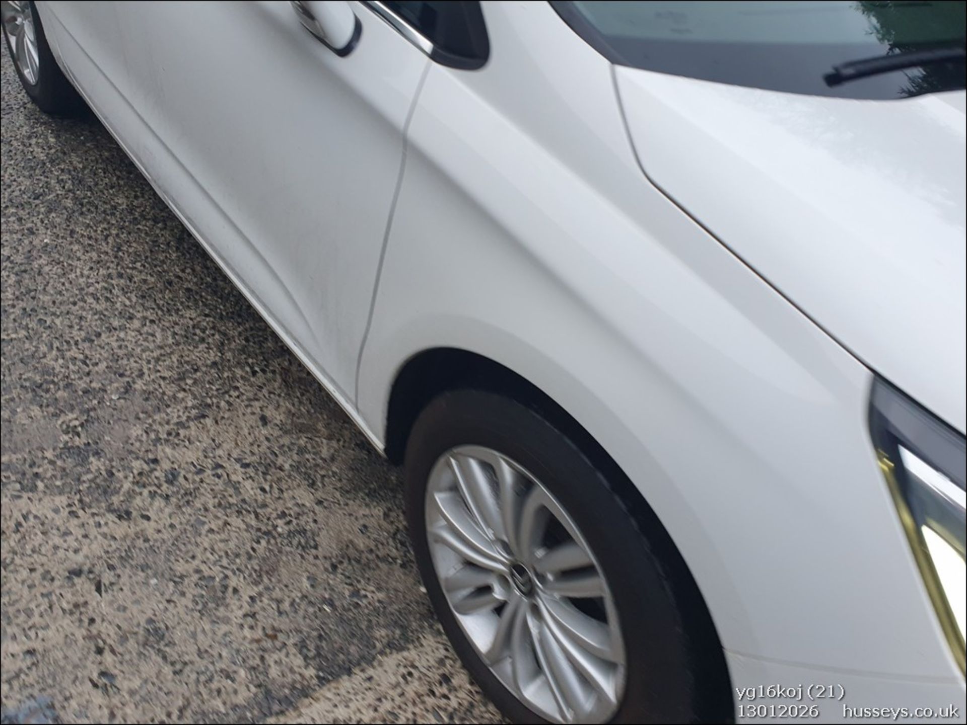 16/16 CITROEN C4 FEEL PURETECH 1200CC PETROL 5 DOOR HATCHBACK YG16KOJ - Image 22 of 44