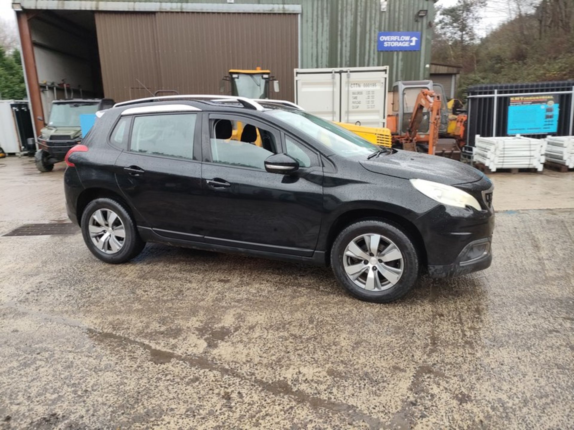 16/16 PEUGEOT 2008 ACTIVE BLUE HDI 1560cc 5 Speed Manual Diesel 5 Door Hatchback Black 126K EA16DMZ - Image 32 of 51