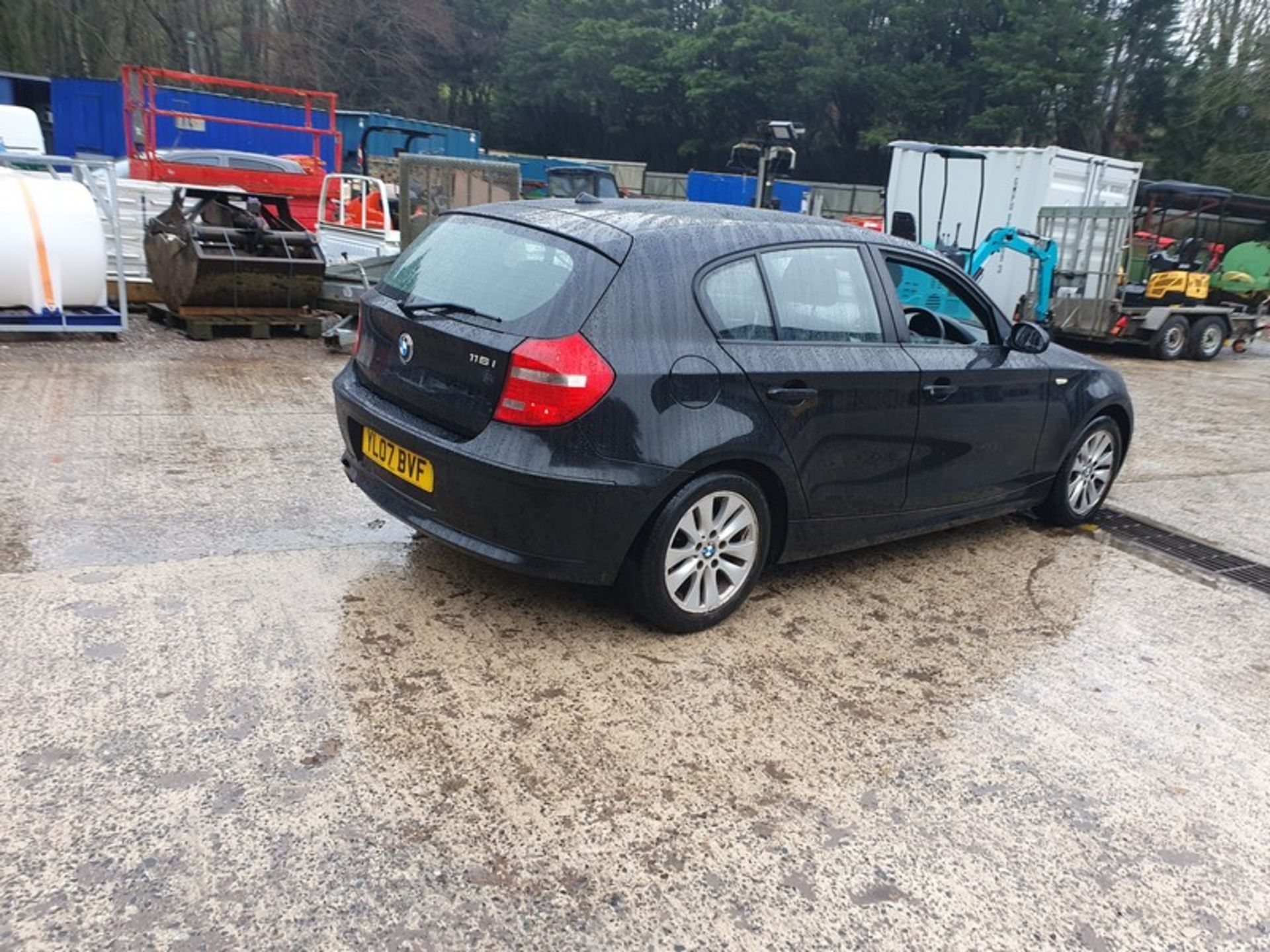 07/07 BMW 116I ES 1596cc 6 Speed Manual Petrol 5 Door Hatchback Black YL07BVF - Image 8 of 39