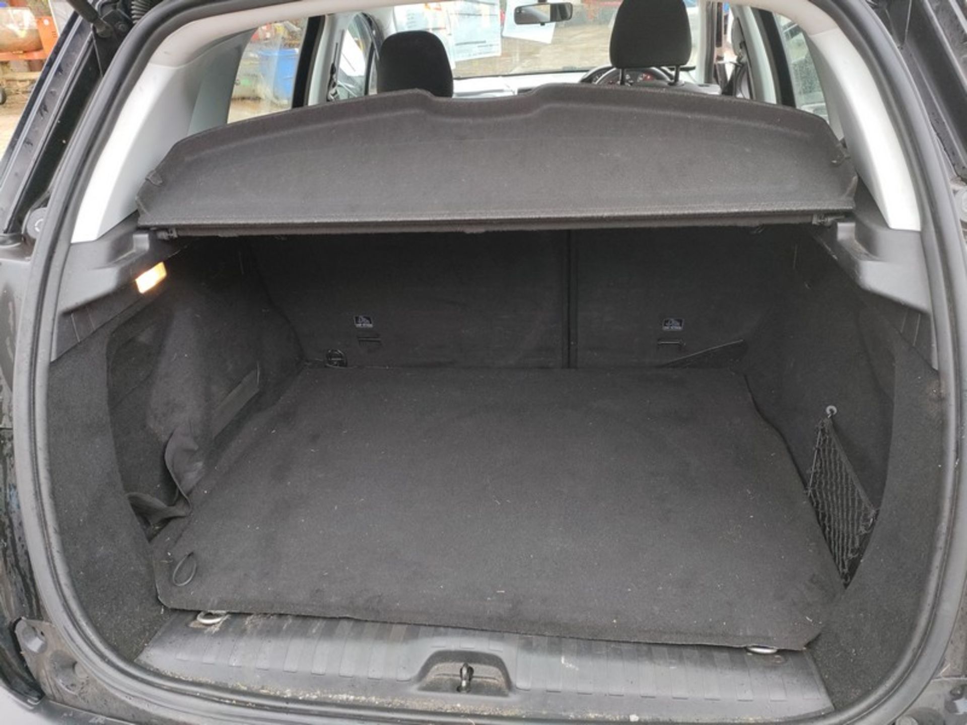 16/16 PEUGEOT 2008 ACTIVE BLUE HDI 1560cc 5 Speed Manual Diesel 5 Door Hatchback Black 126K EA16DMZ - Image 45 of 51