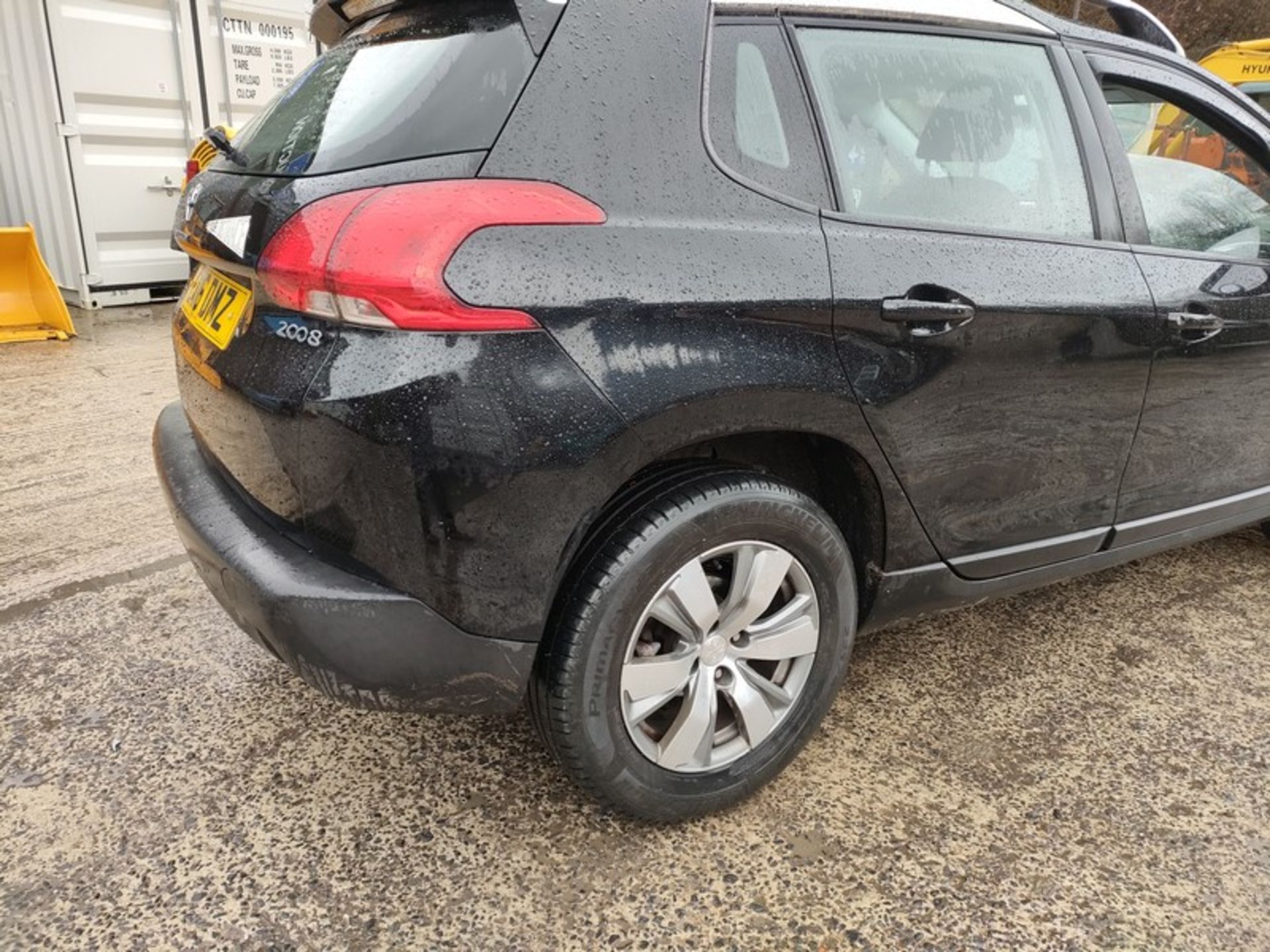 16/16 PEUGEOT 2008 ACTIVE BLUE HDI 1560cc 5 Speed Manual Diesel 5 Door Hatchback Black 126K EA16DMZ - Image 28 of 51