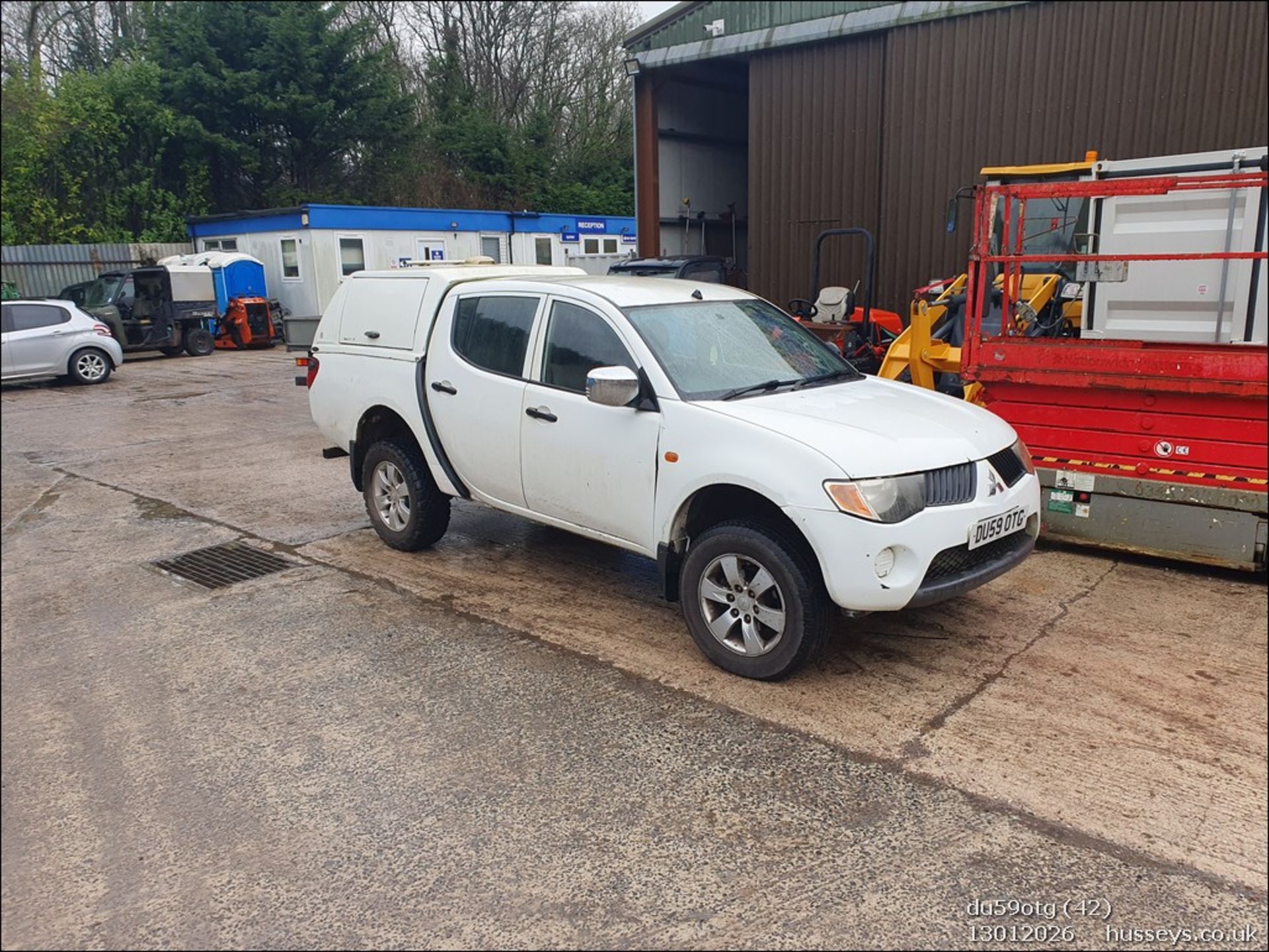 09/59 MITSUBISHI L200 4WORK D/C 4WD 2477cc 5 Spd Manual Diesel Pick-up (White), DU59OTG - Image 28 of 31