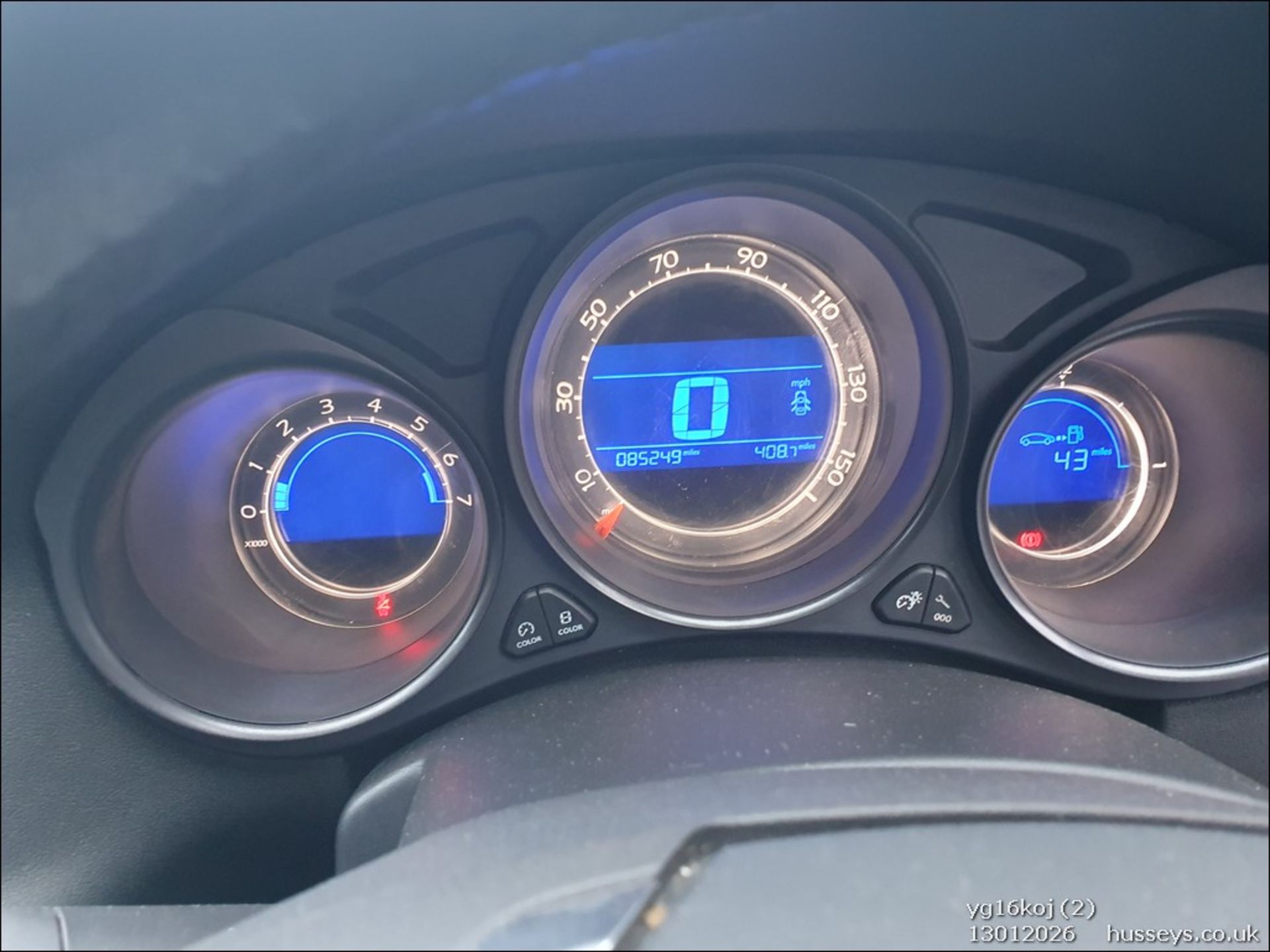 16/16 CITROEN C4 FEEL PURETECH 1200CC PETROL 5 DOOR HATCHBACK YG16KOJ - Image 3 of 44