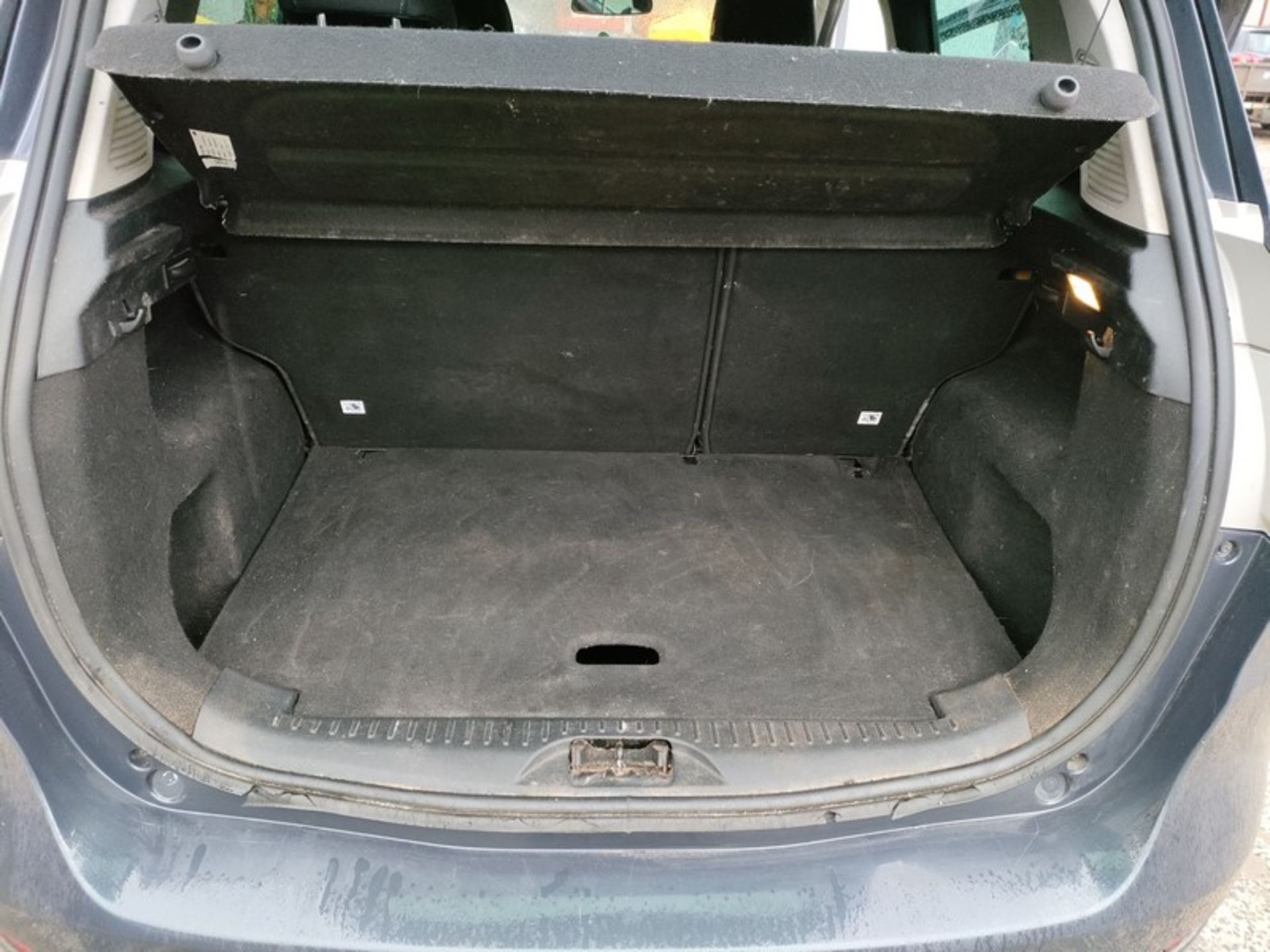 13/62 FORD B-MAX ZETEC AUTO 1596cc 5 Speed Auto Petrol MPV Silver 56K WG62OMX - Image 42 of 47