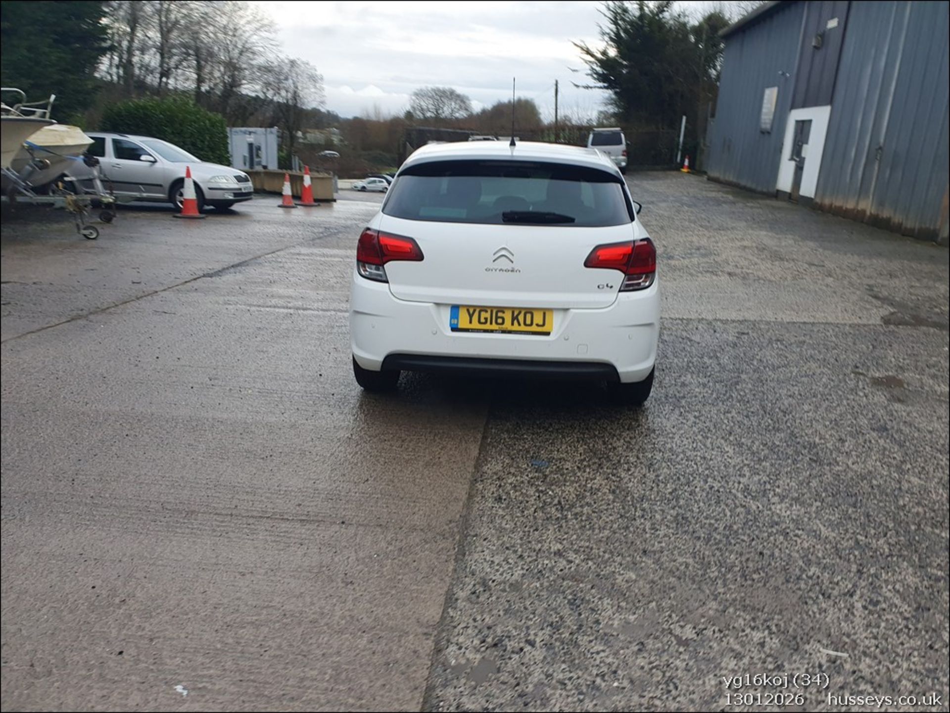 16/16 CITROEN C4 FEEL PURETECH 1200CC PETROL 5 DOOR HATCHBACK YG16KOJ - Image 35 of 44