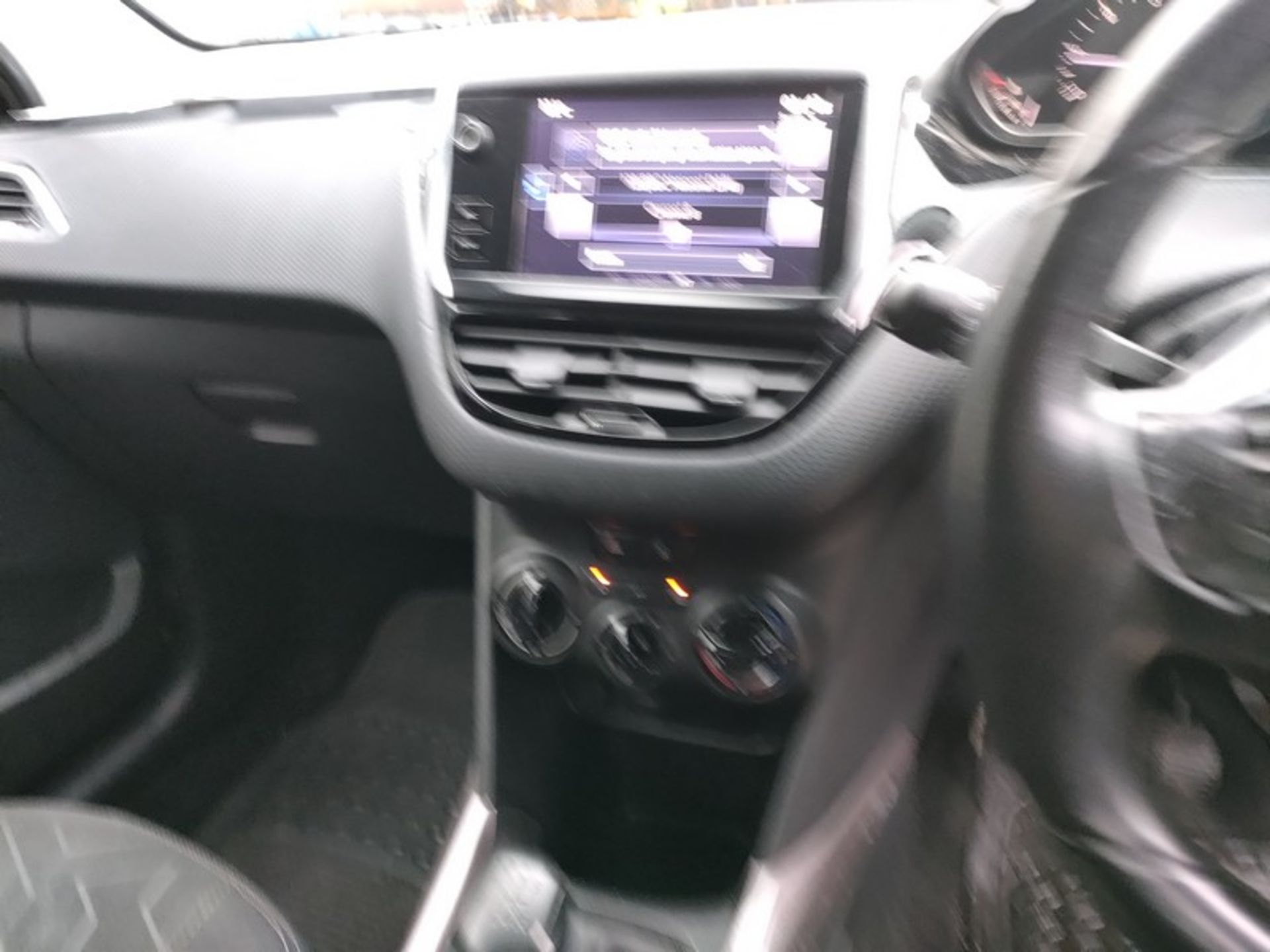 16/16 PEUGEOT 2008 ACTIVE BLUE HDI 1560cc 5 Speed Manual Diesel 5 Door Hatchback Black 126K EA16DMZ - Image 48 of 51