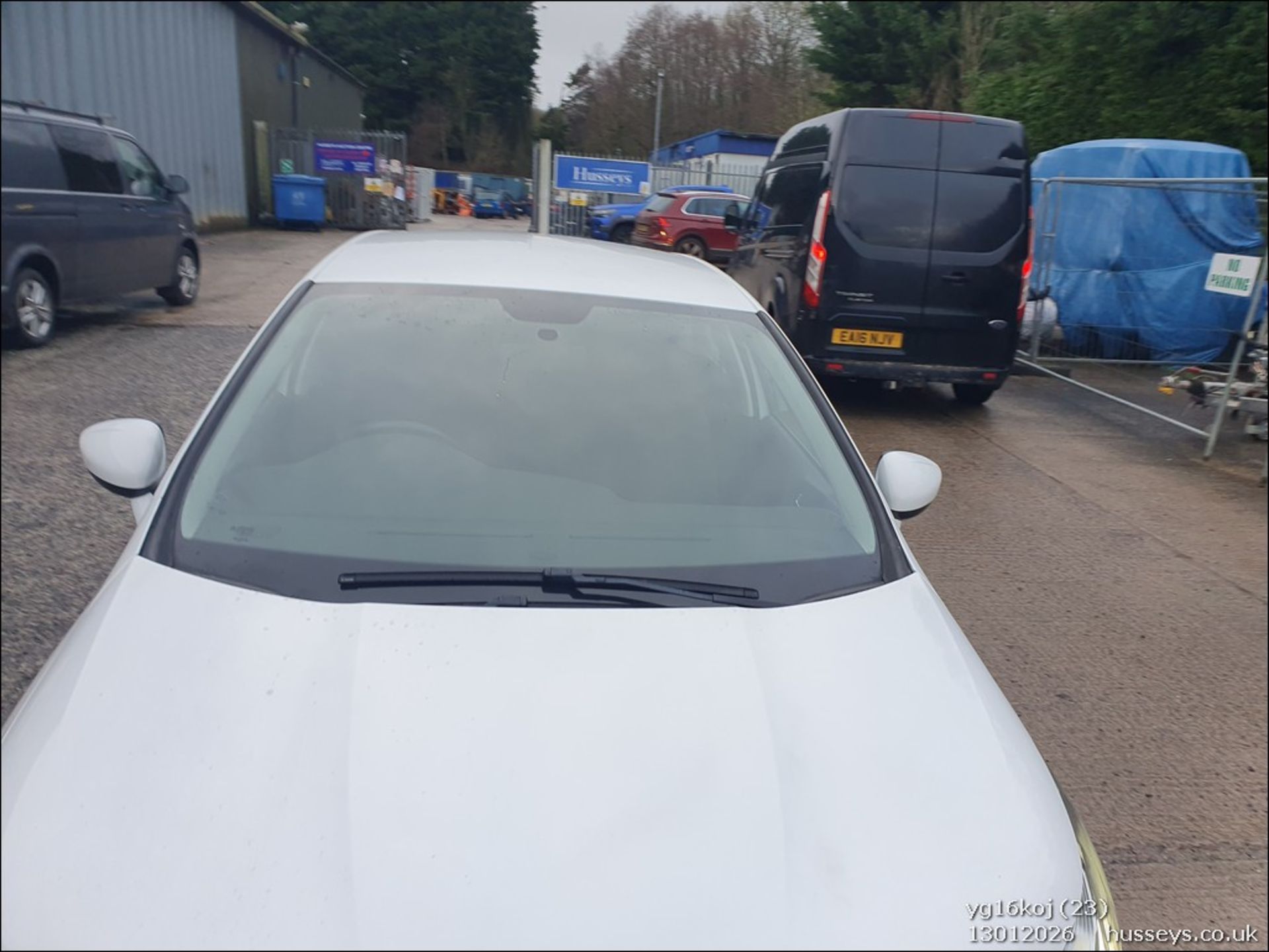 16/16 CITROEN C4 FEEL PURETECH 1200CC PETROL 5 DOOR HATCHBACK YG16KOJ - Image 24 of 44