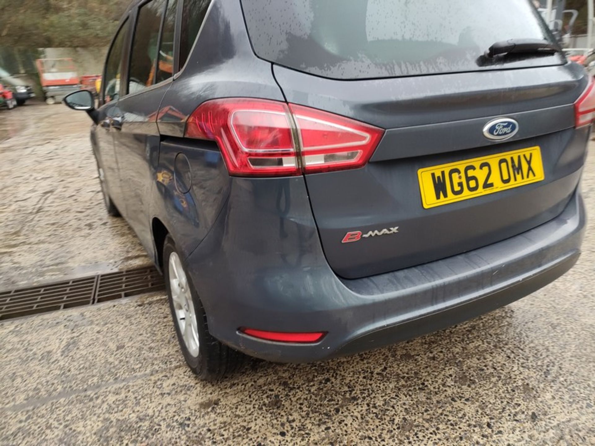 13/62 FORD B-MAX ZETEC AUTO 1596cc 5 Speed Auto Petrol MPV Silver 56K WG62OMX - Image 21 of 47