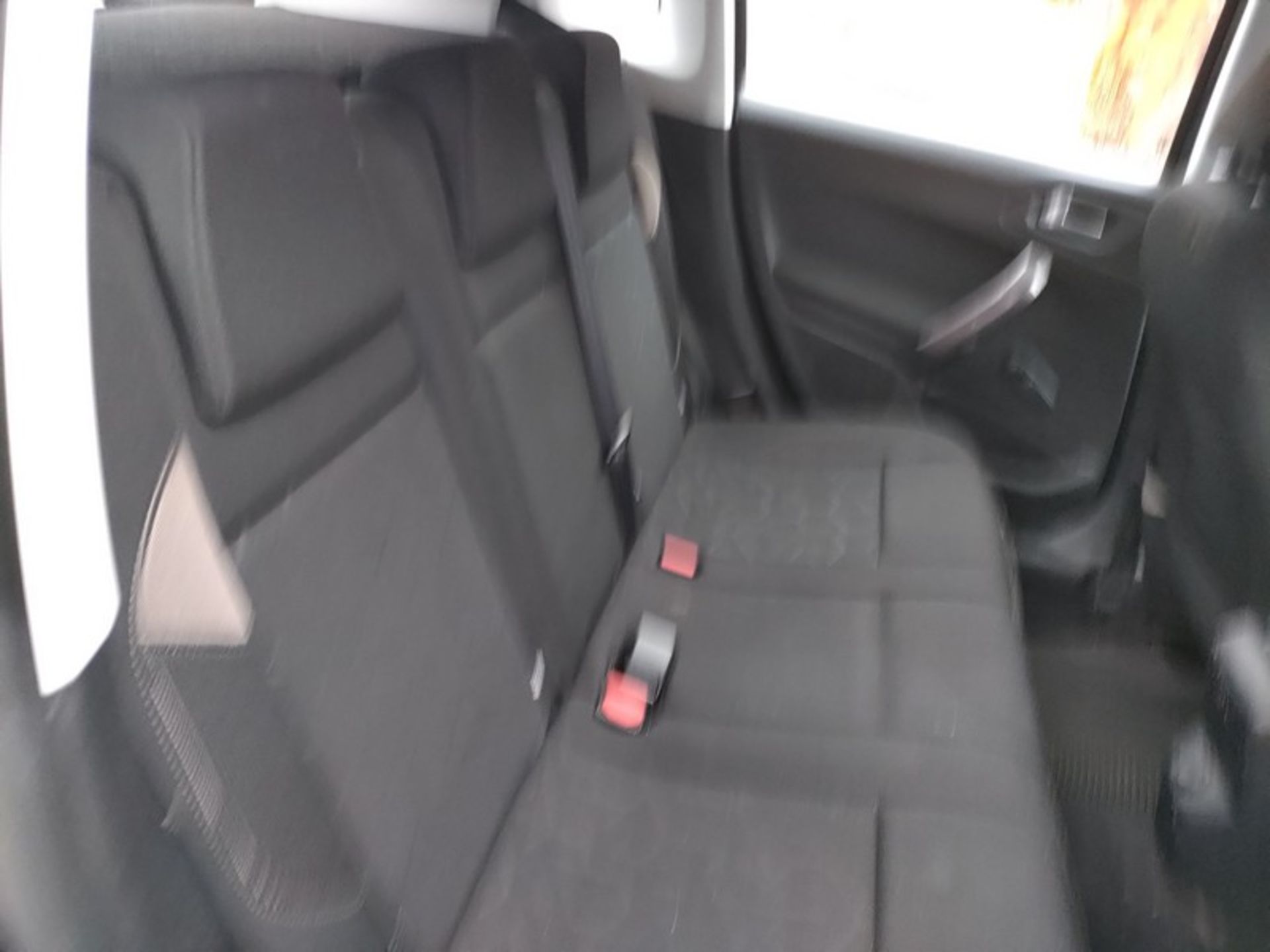 16/16 PEUGEOT 2008 ACTIVE BLUE HDI 1560cc 5 Speed Manual Diesel 5 Door Hatchback Black 126K EA16DMZ - Image 43 of 51