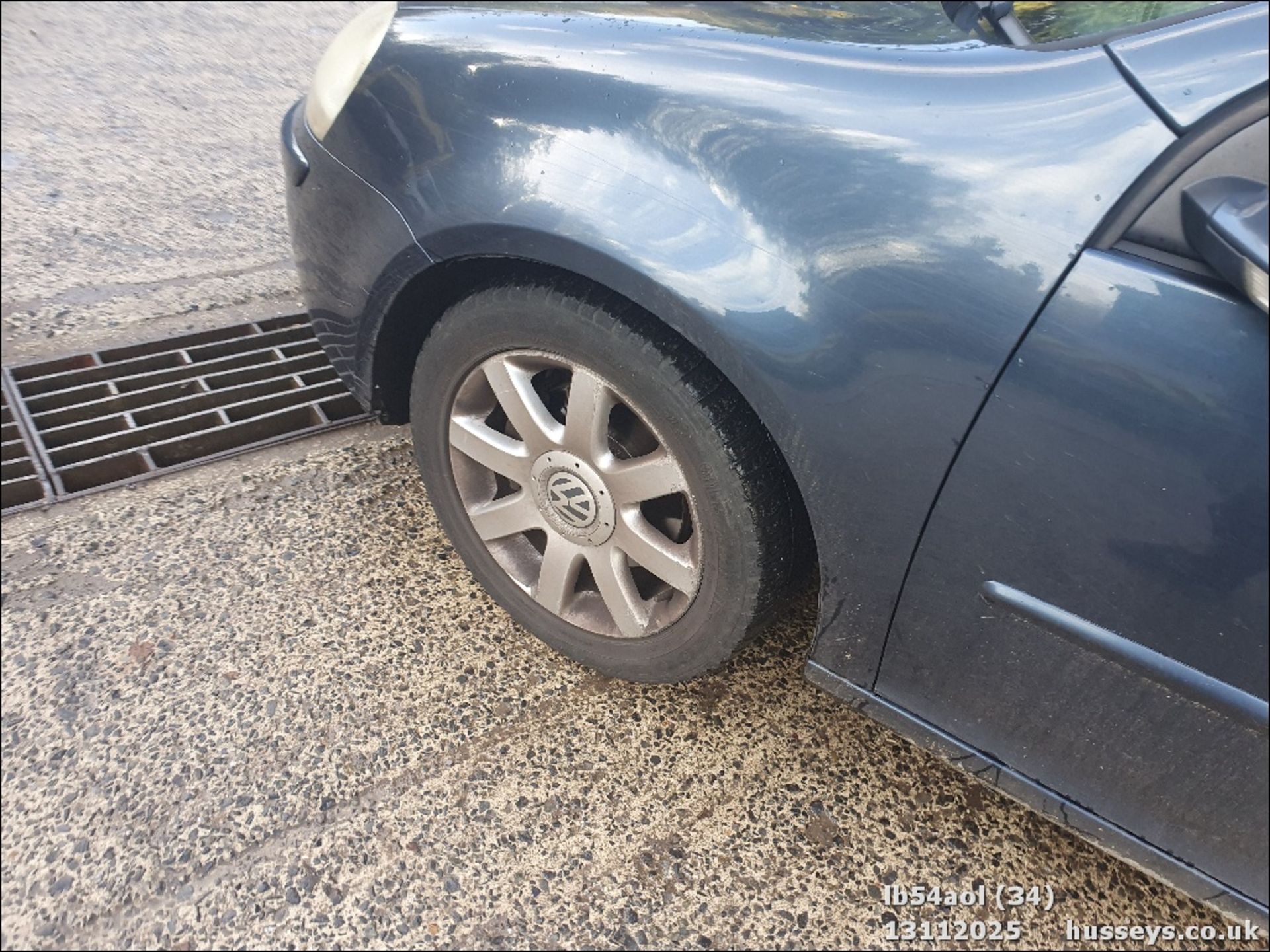 04/54 VOLKSWAGEN GOLF GT TDI 2000CC DIESEL LB54AOL - Image 34 of 41