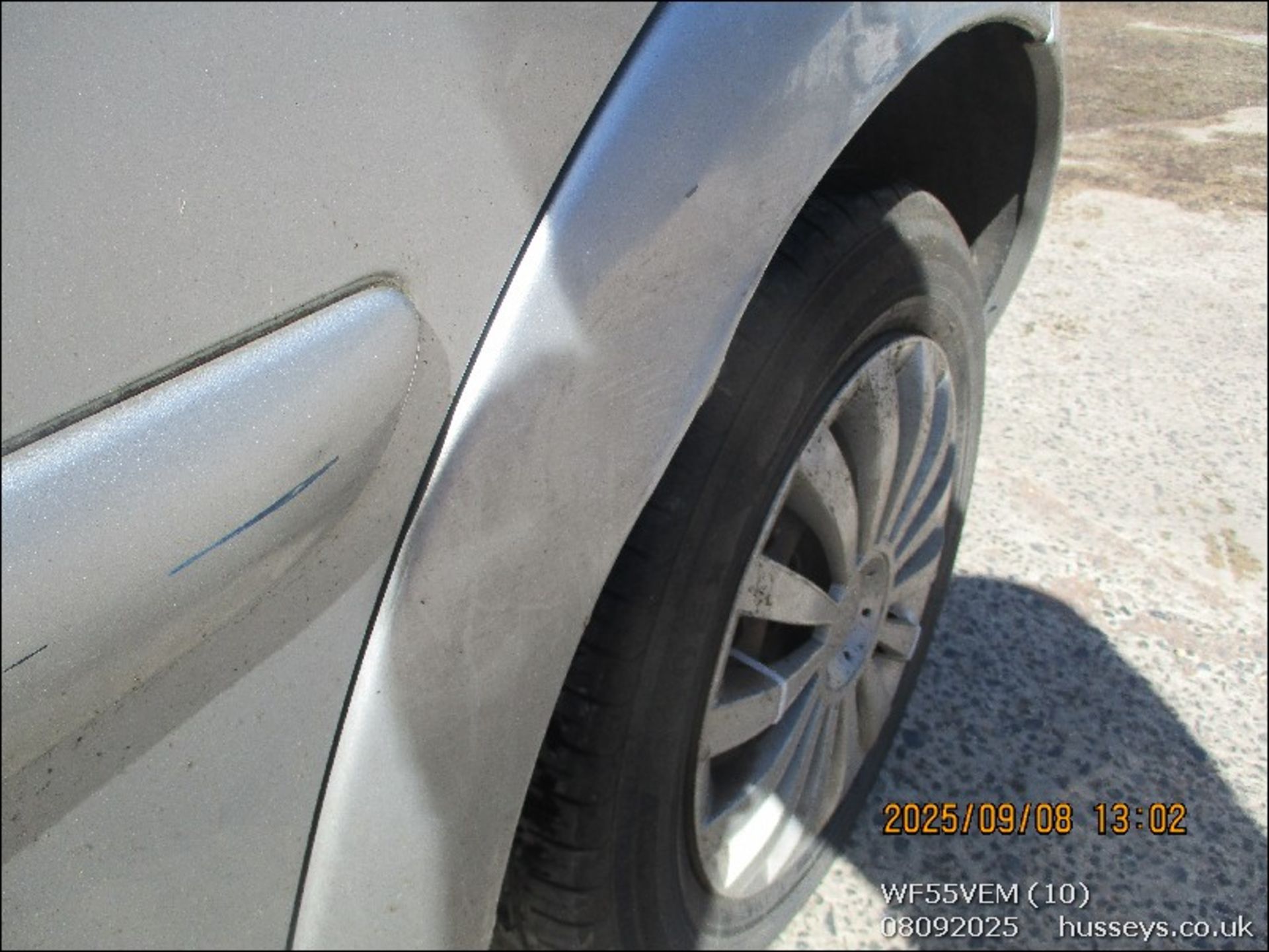 05/55 CITROEN C3 DESIRE 1360cc 5 Spd Manual Petrol 5 Dr H/Back (Silver, 100k) WF55VEM - Image 10 of 17