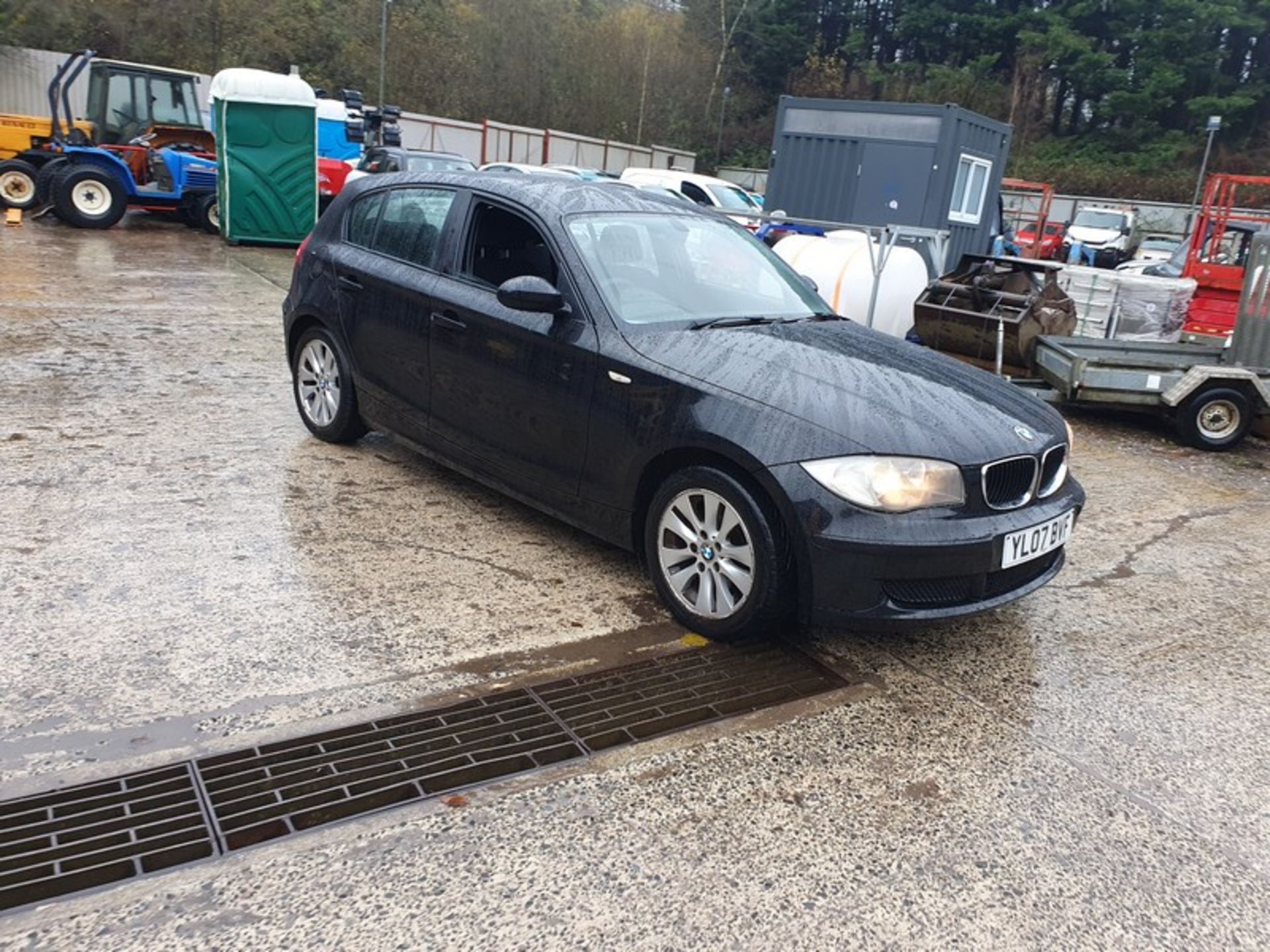 07/07 BMW 116I ES 1596cc 6 Speed Manual Petrol 5 Door Hatchback Black YL07BVF - Image 4 of 39