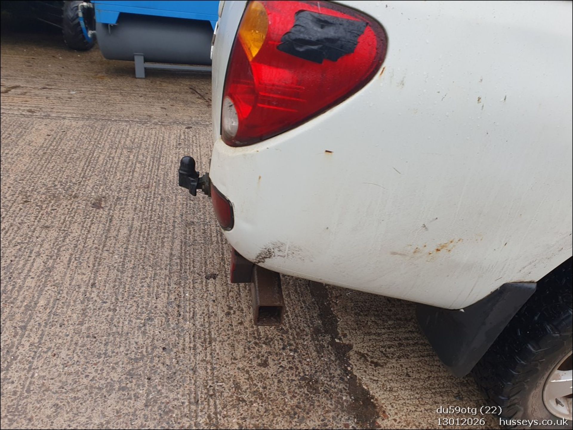 09/59 MITSUBISHI L200 4WORK D/C 4WD 2477cc 5 Spd Manual Diesel Pick-up (White), DU59OTG - Image 8 of 31