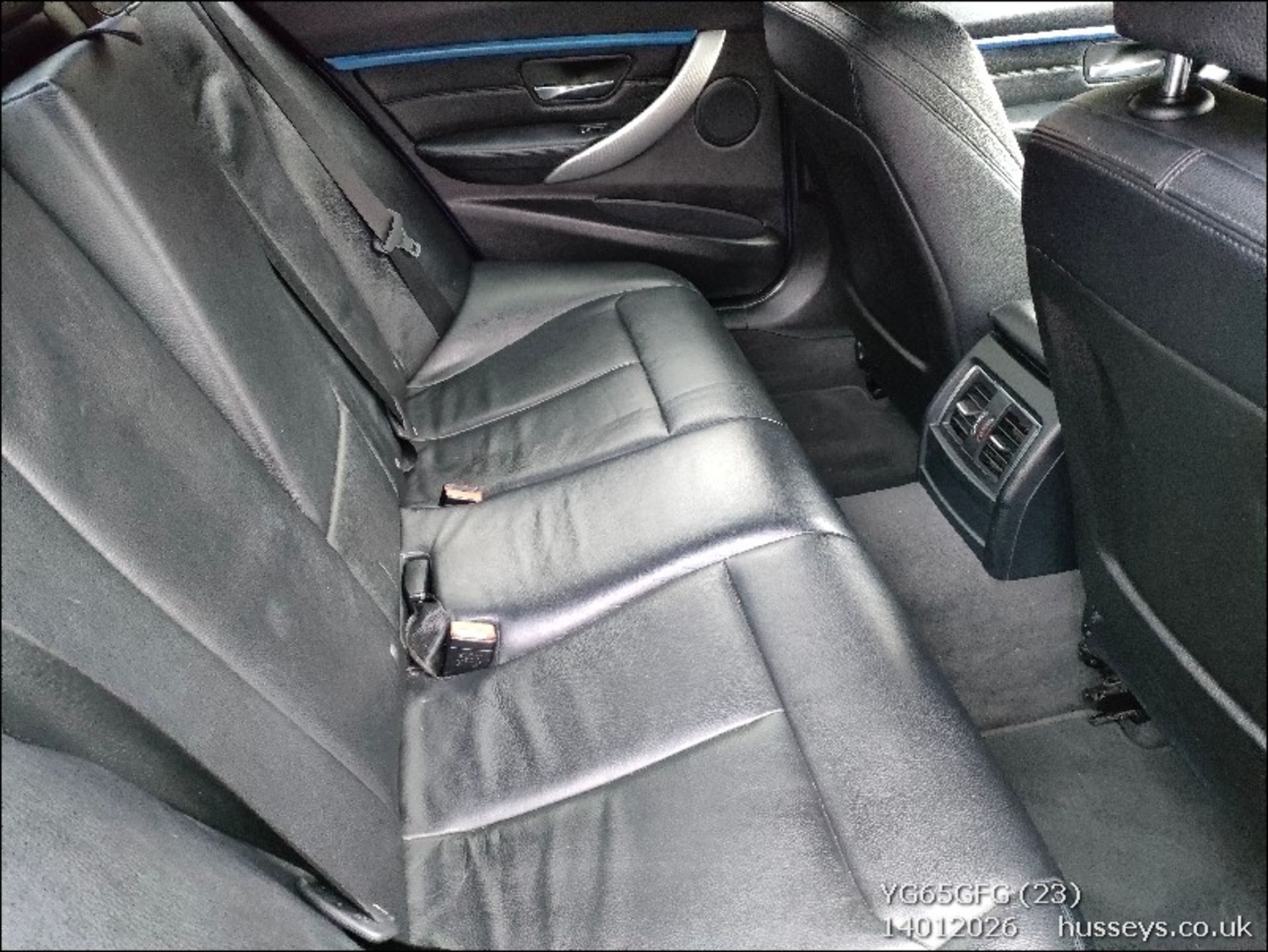 15/65 BMW 320D M SPORT AUTO 1995cc 8 Spd Auto Diesel 4 Dr Saloon (Blue, 127k) YK65GFG - Image 23 of 29