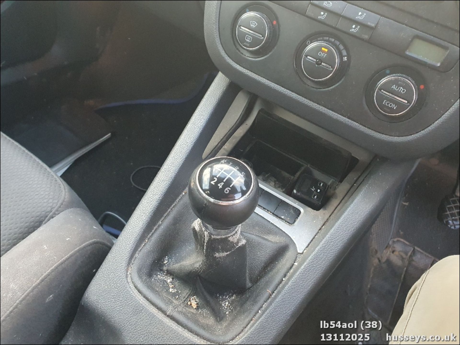 04/54 VOLKSWAGEN GOLF GT TDI 2000CC DIESEL LB54AOL - Image 38 of 41