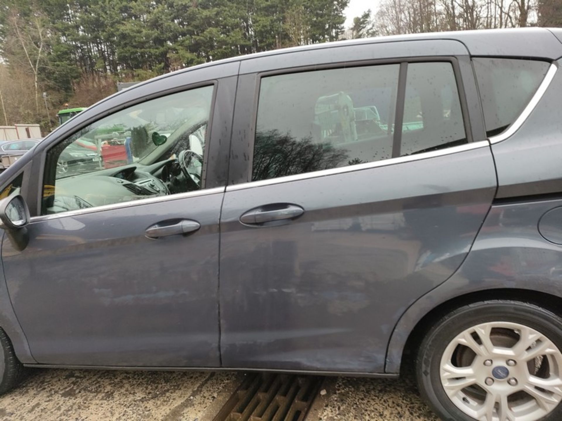 13/62 FORD B-MAX ZETEC AUTO 1596cc 5 Speed Auto Petrol MPV Silver 56K WG62OMX - Image 17 of 47