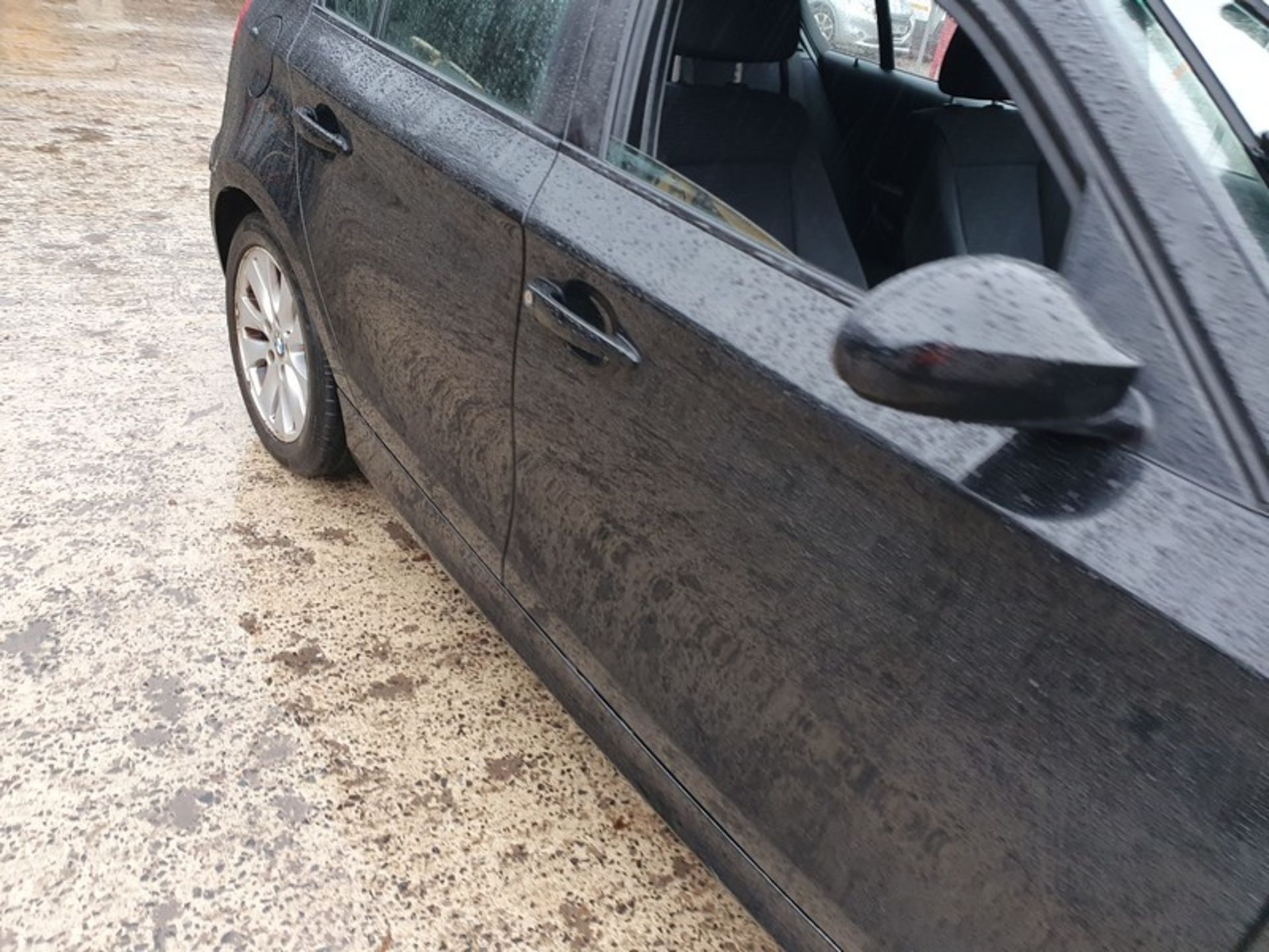 07/07 BMW 116I ES 1596cc 6 Speed Manual Petrol 5 Door Hatchback Black YL07BVF - Image 23 of 39