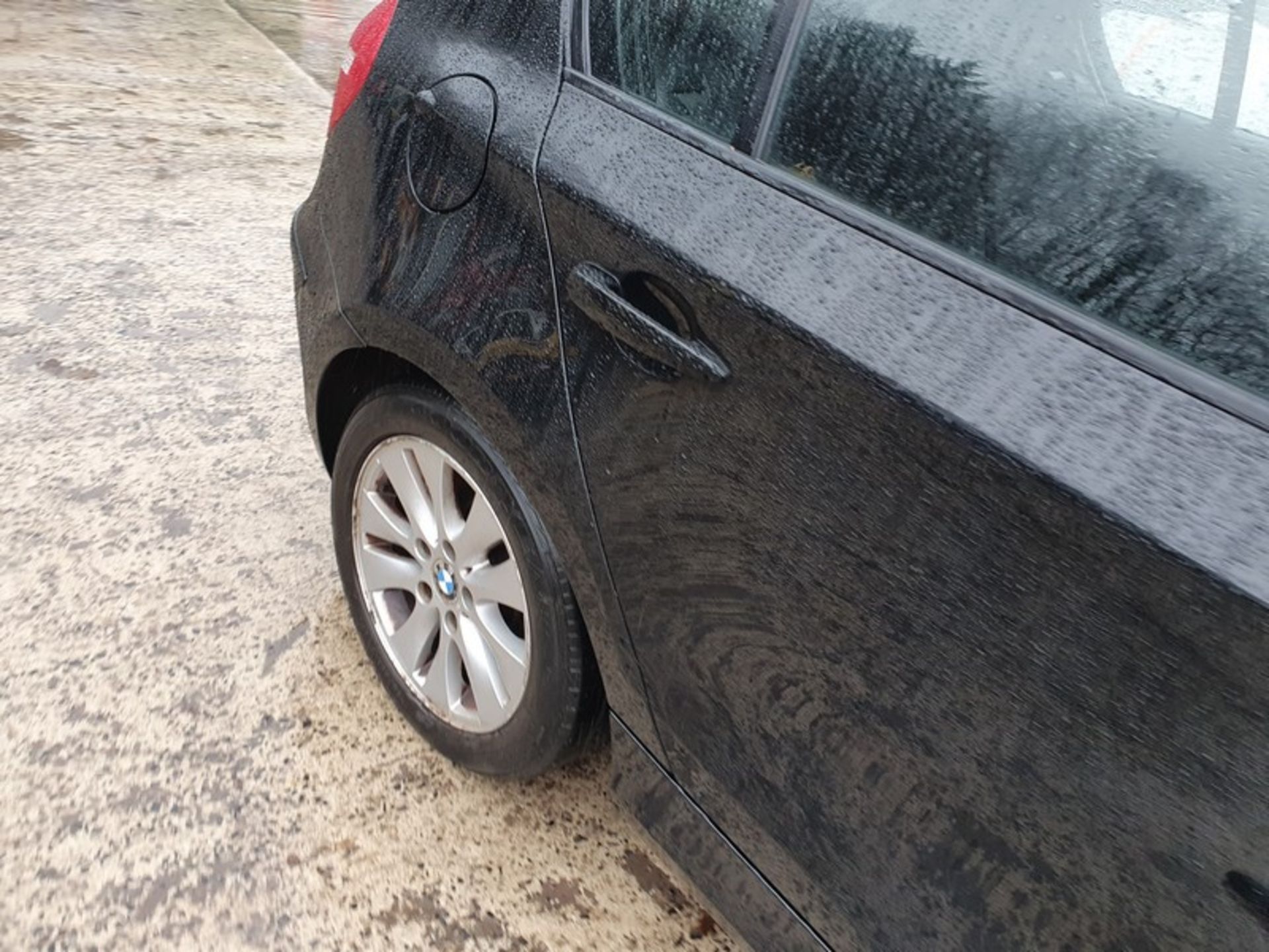 07/07 BMW 116I ES 1596cc 6 Speed Manual Petrol 5 Door Hatchback Black YL07BVF - Image 25 of 39