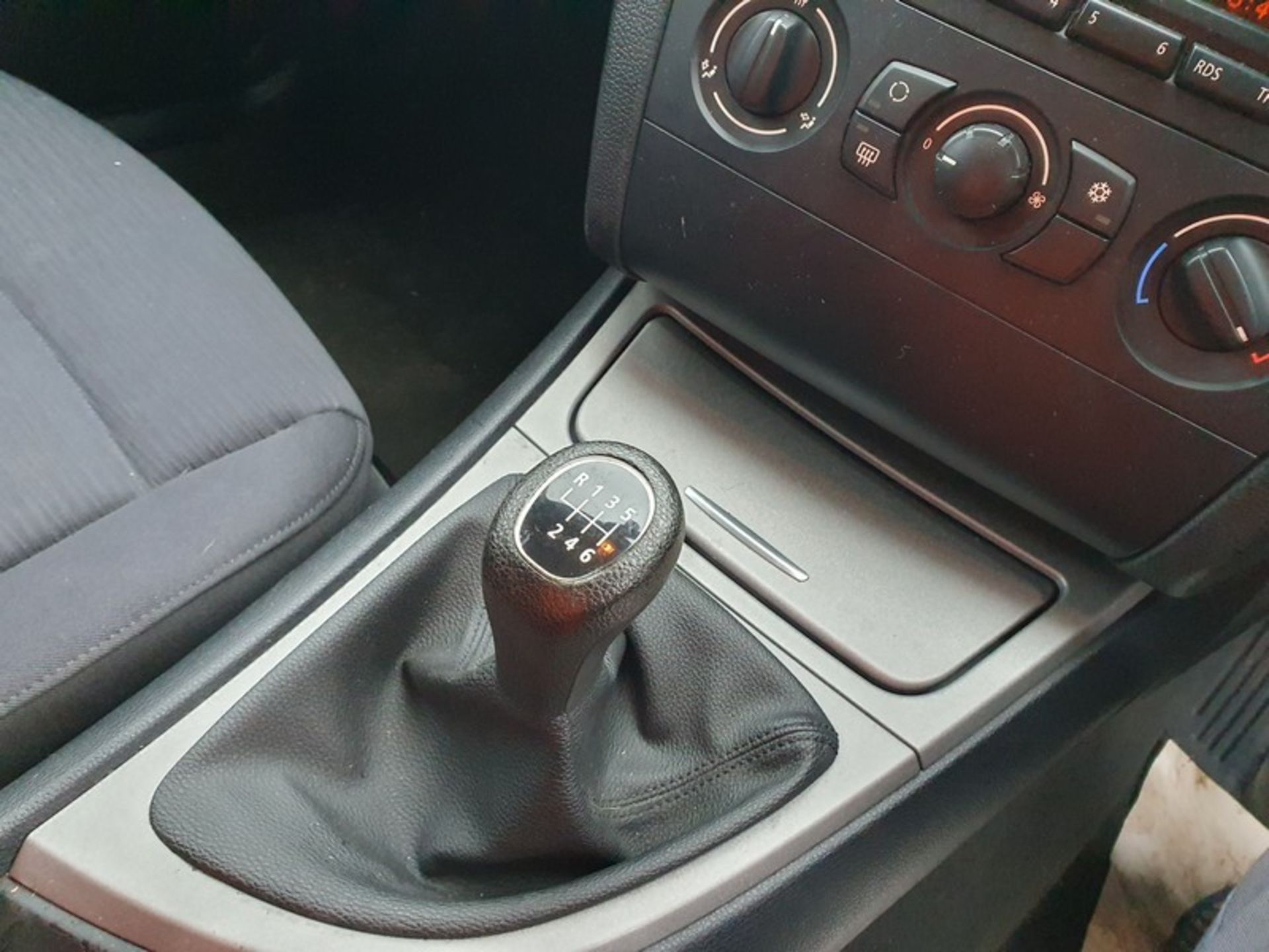 07/07 BMW 116I ES 1596cc 6 Speed Manual Petrol 5 Door Hatchback Black YL07BVF - Image 37 of 39