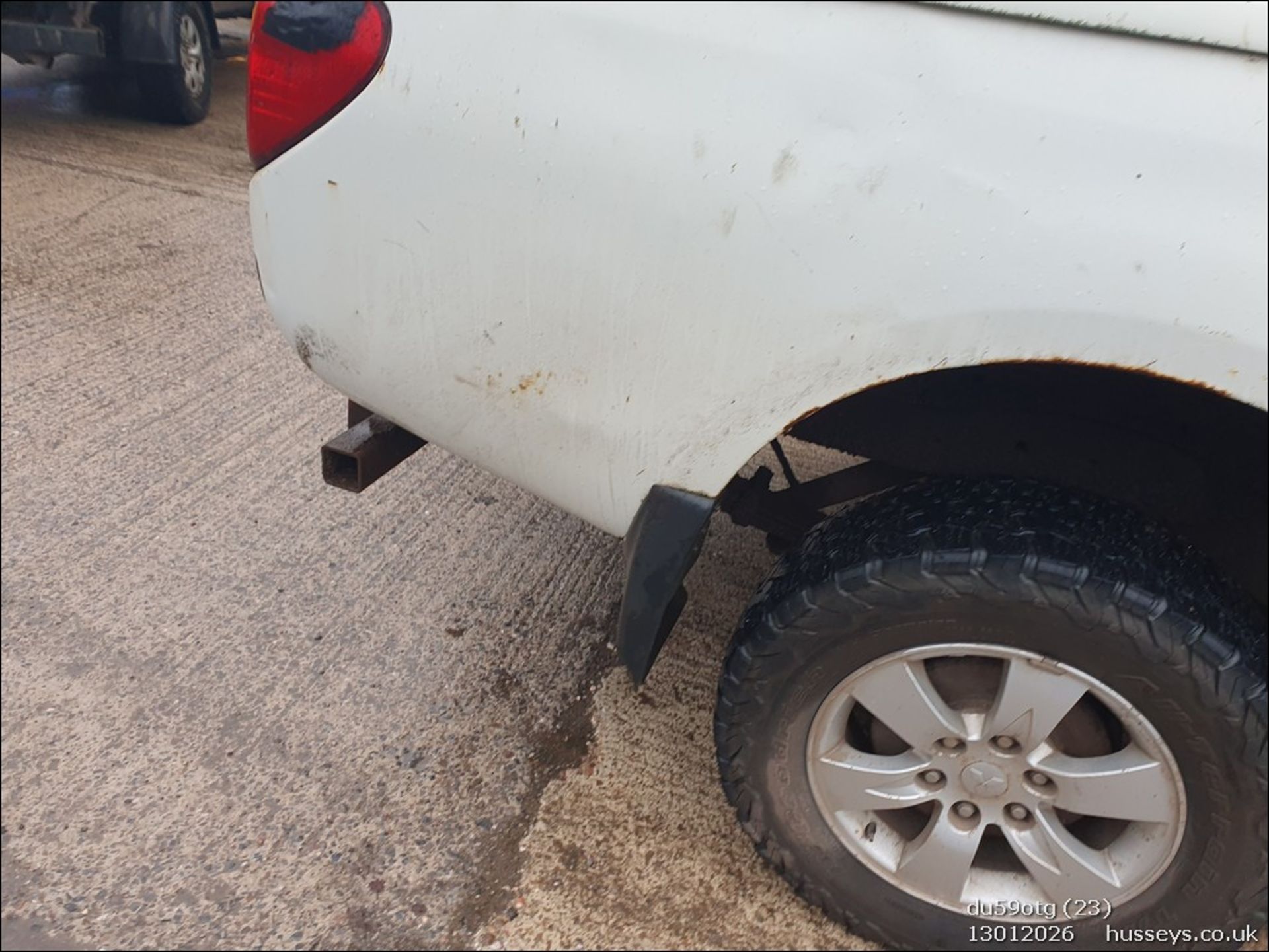 09/59 MITSUBISHI L200 4WORK D/C 4WD 2477cc 5 Spd Manual Diesel Pick-up (White), DU59OTG - Image 9 of 31