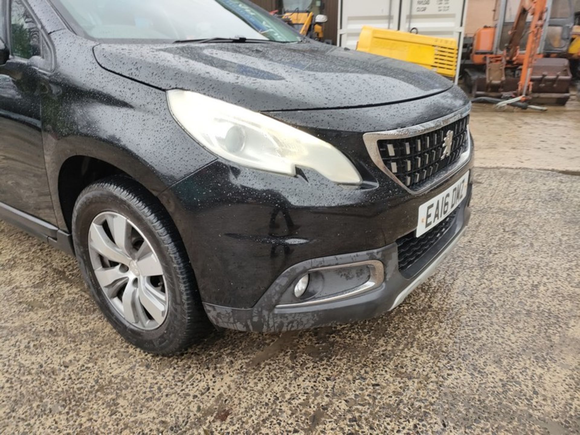 16/16 PEUGEOT 2008 ACTIVE BLUE HDI 1560cc 5 Speed Manual Diesel 5 Door Hatchback Black 126K EA16DMZ - Image 4 of 51