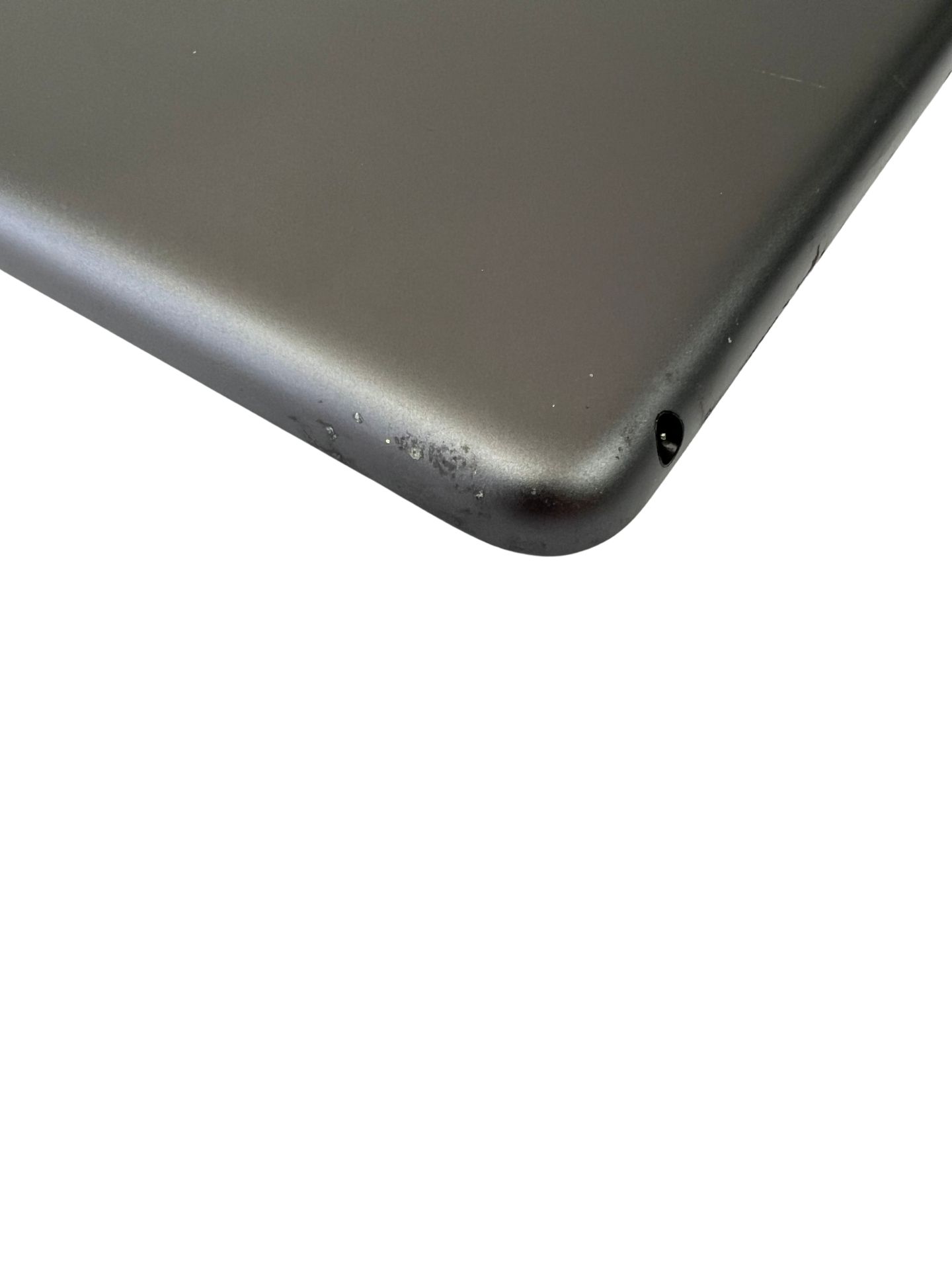 Assorted pre-owned tablets sold for parts only (All items Google/Apple account locked). - Image 10 of 10