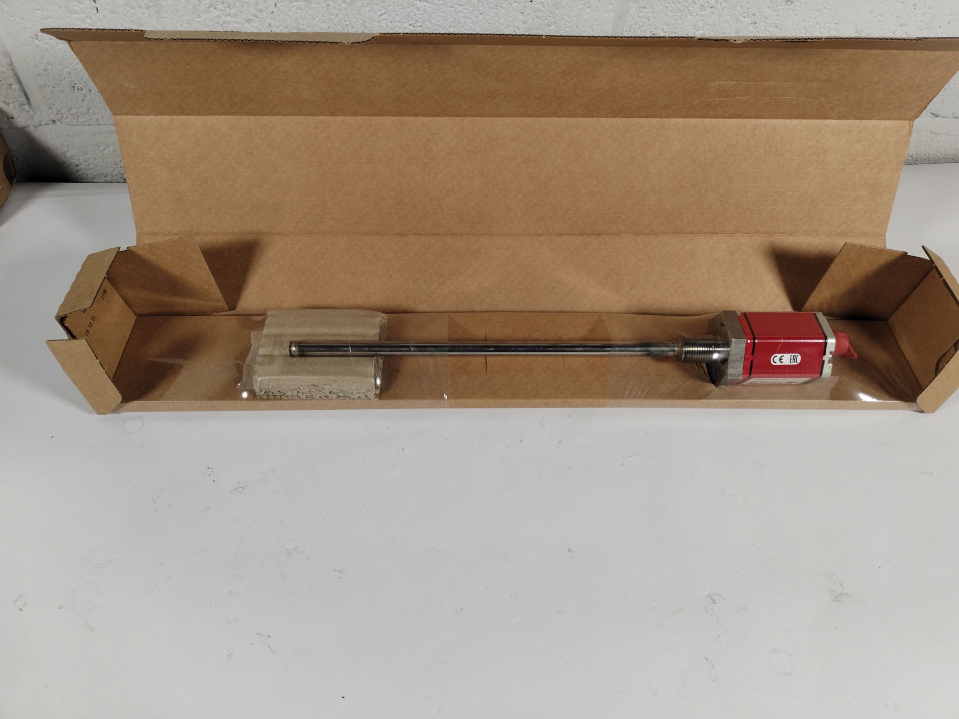 As new Temposonic G-Series Cylinder Sensor (GHS016MD601A0). - Image 2 of 2