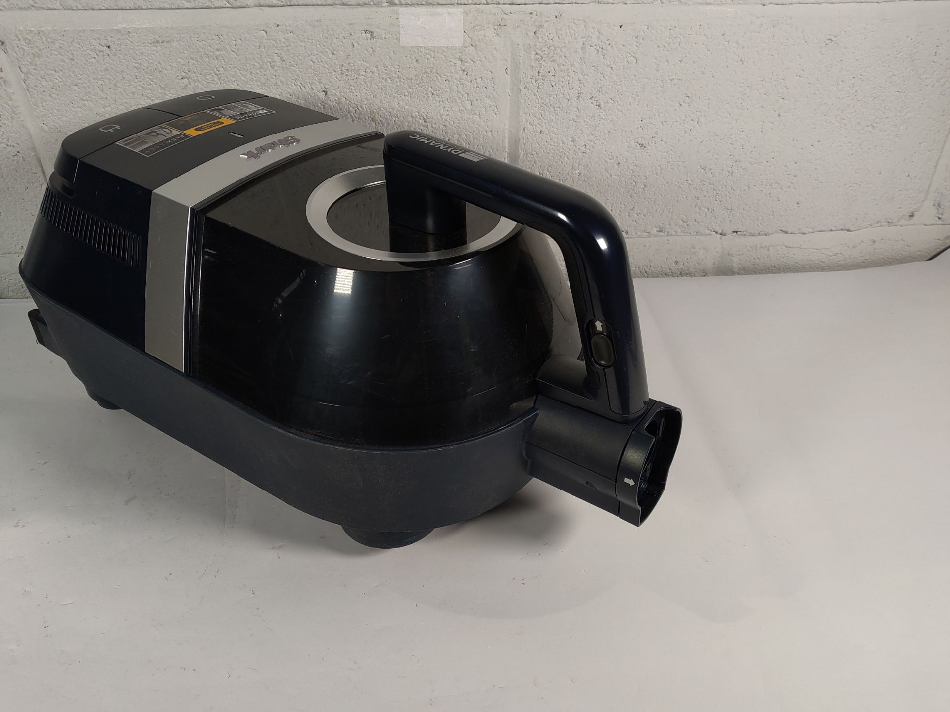 Pre-owned Shark Dynamic Bagless Vacuum Cleaner CZ250UKTDB 66. - Image 3 of 7