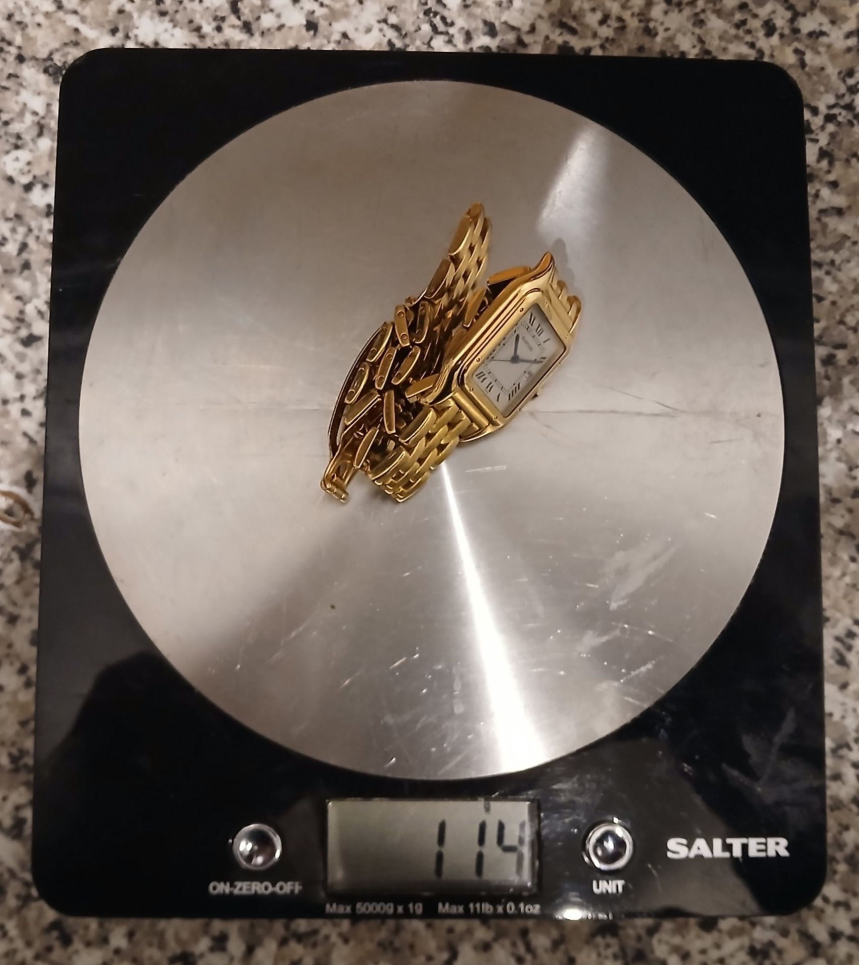 An 18ct gold Cartier wristwatch with square gold case, fitted with an 18ct gold link bracelet. - Image 7 of 7