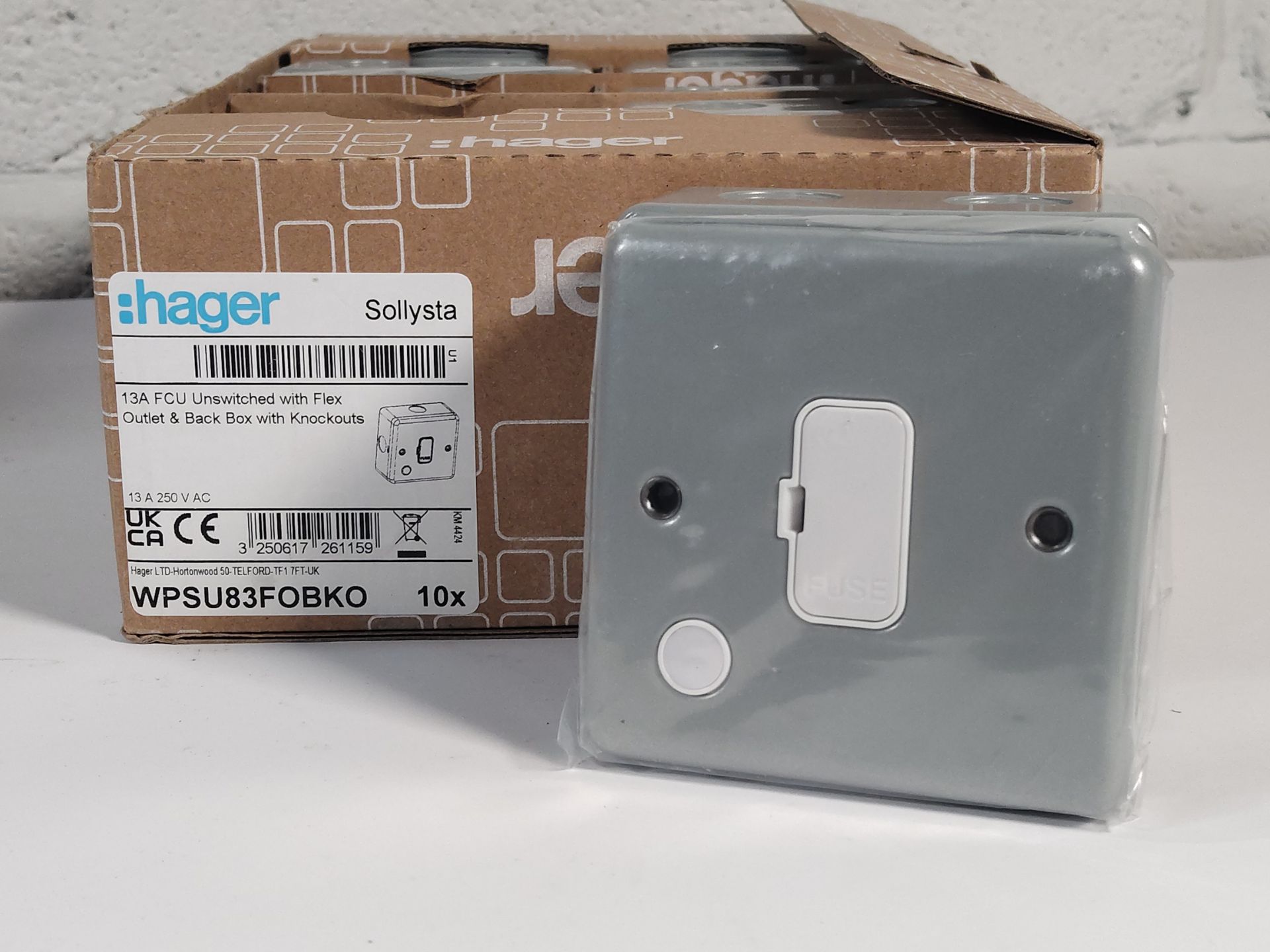 Twenty nine as new Hager Products to include 20x Hager Sollysta 13A FCU switched with LED indicator - Image 2 of 3