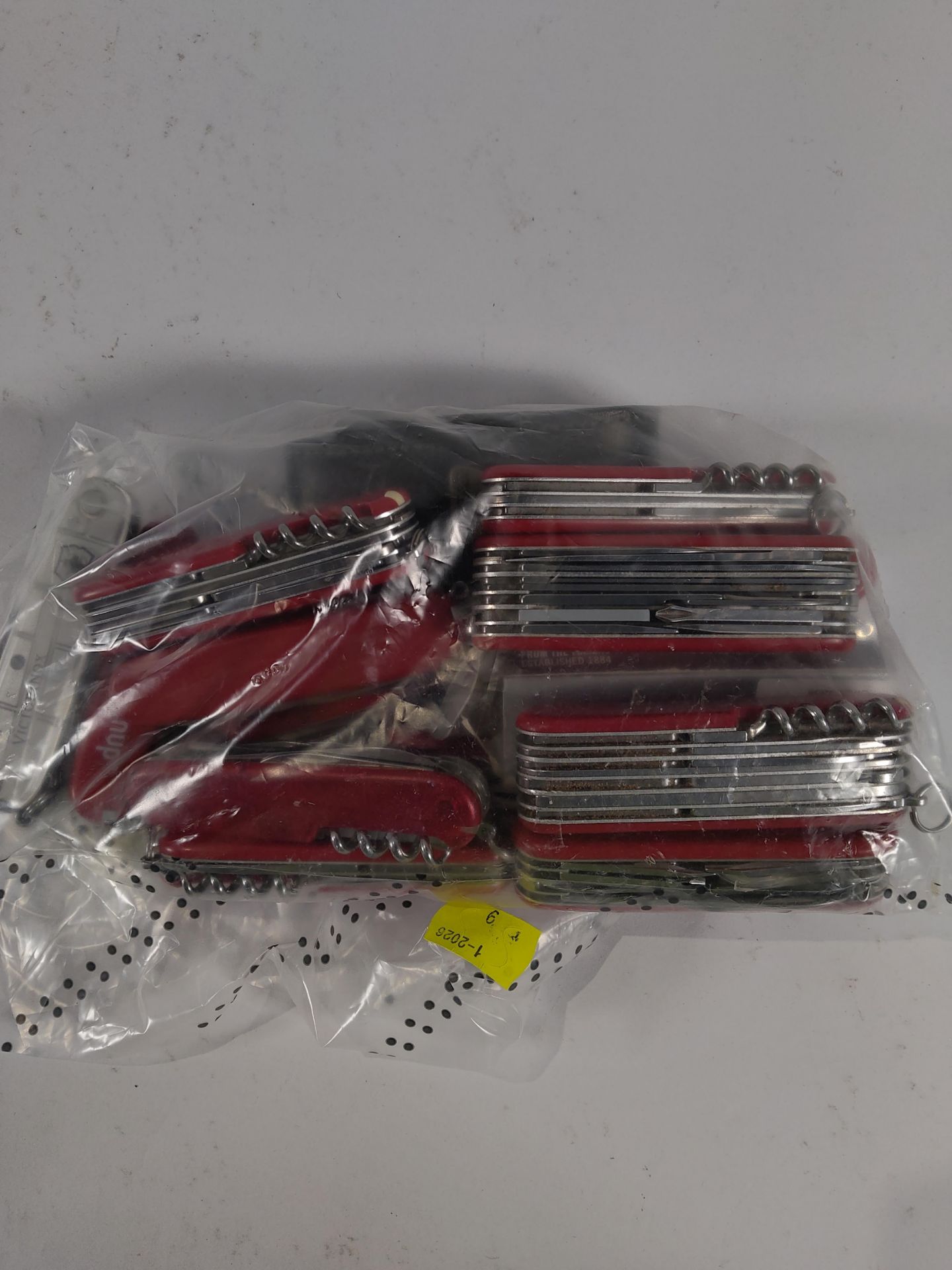 Seventeen pre-owned Victorinox Swiss army multitools (over 18s only).