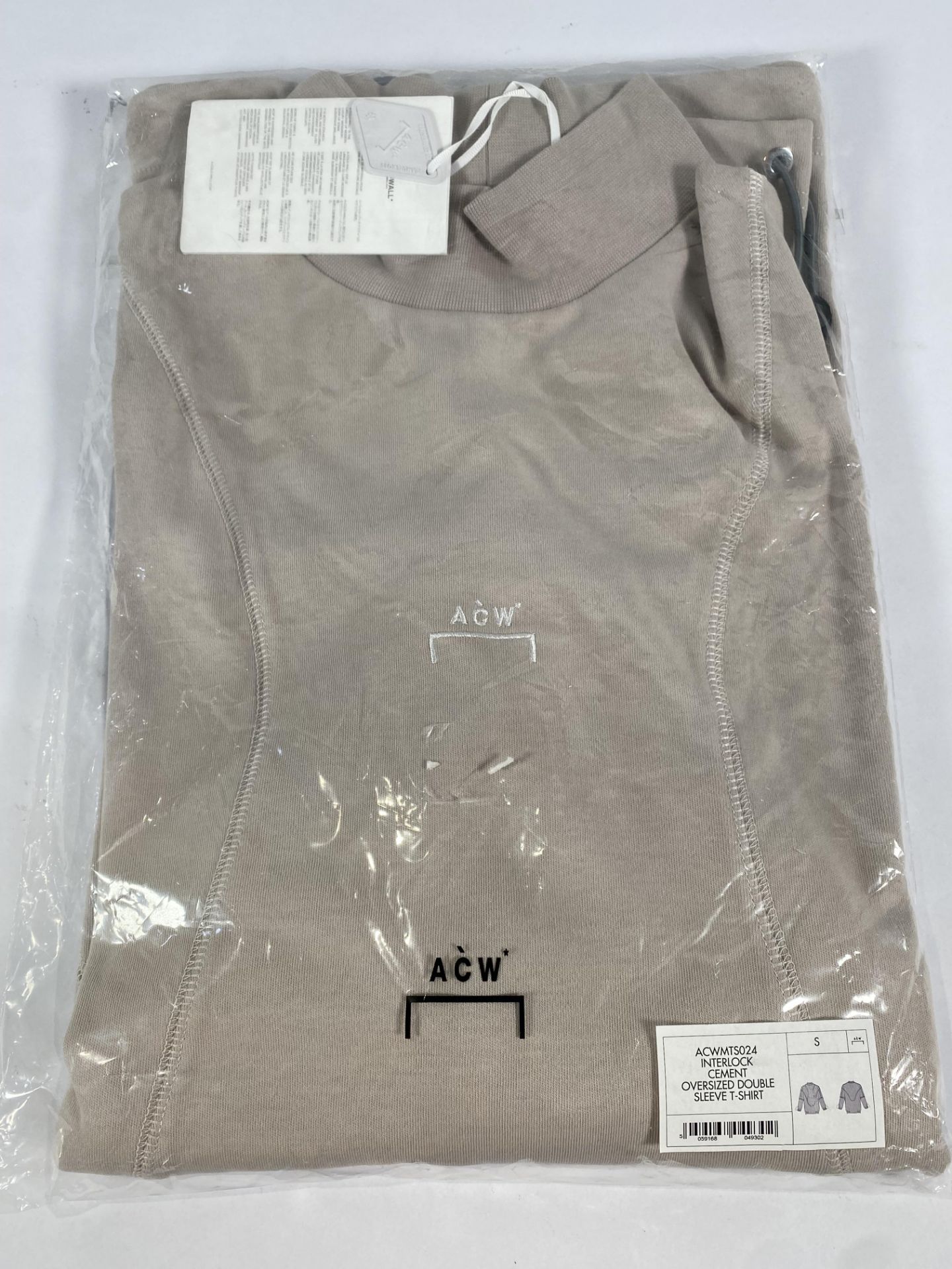 A-Cold wall oversized double sleeved t-shirt (Small).