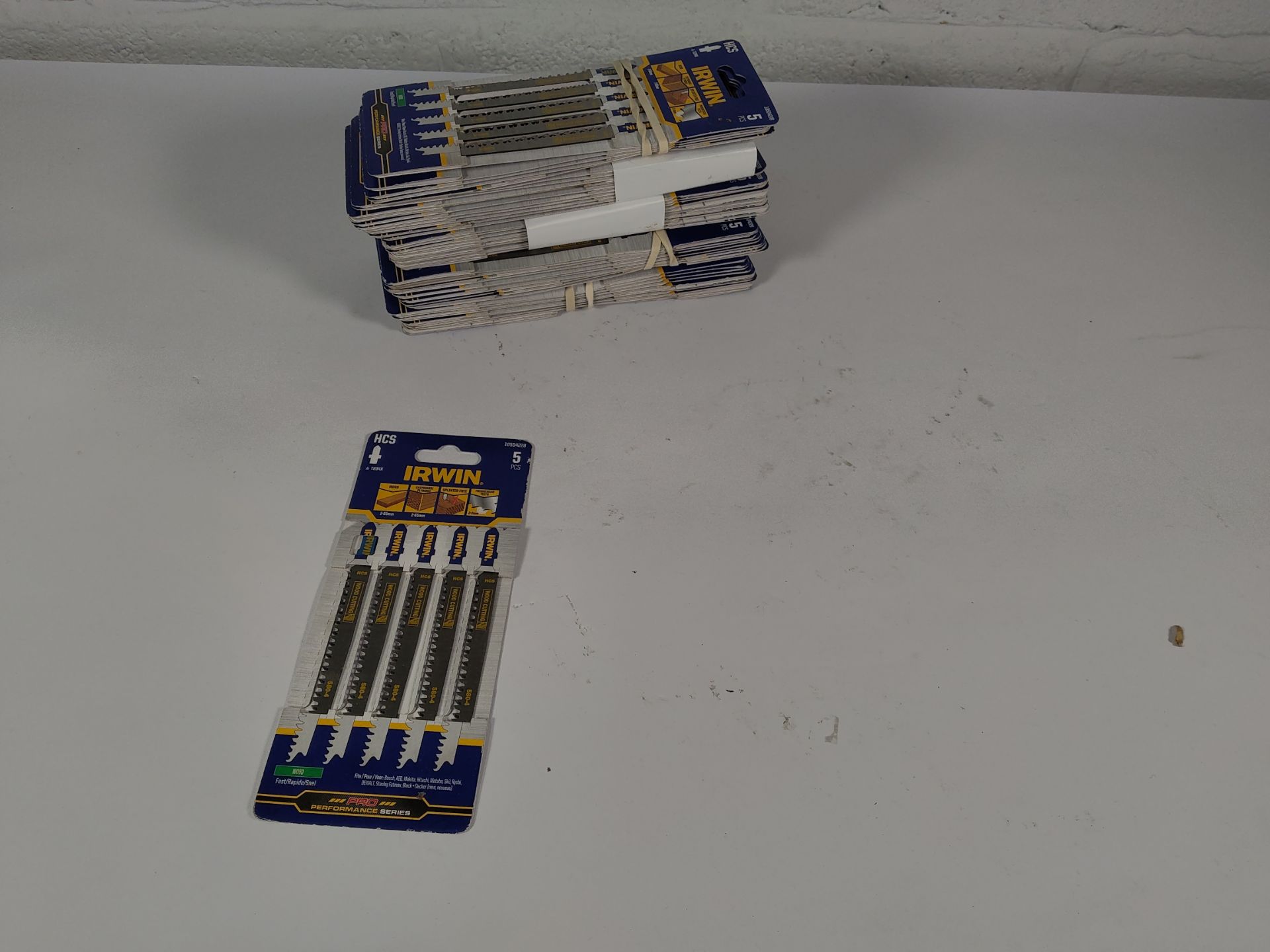 Approximately 45 packs x 5 of as new Irwin 580-4 wood cutting blades T234X 10504228.
