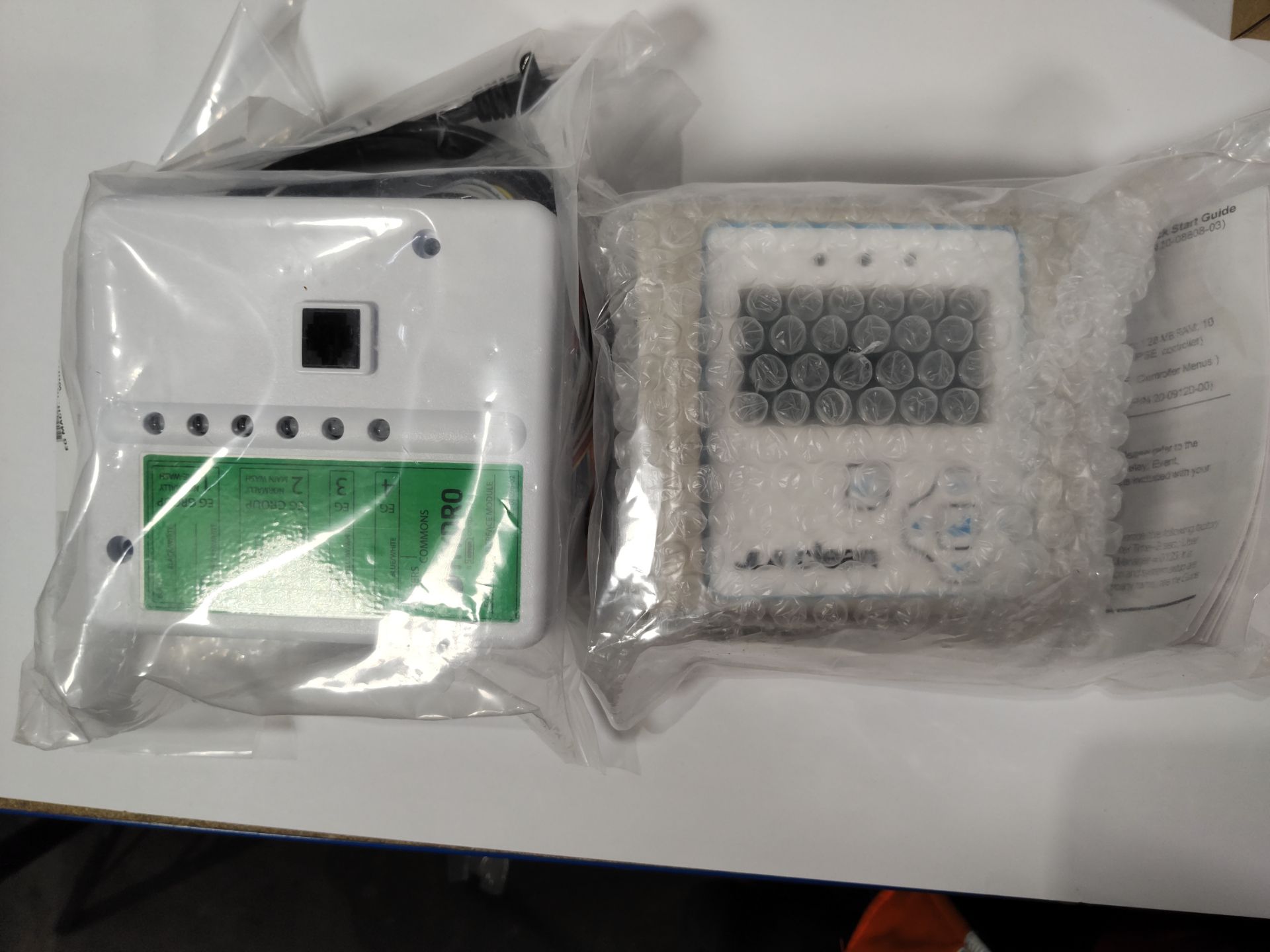 A Hydro JLA detergent 2 pump system and total eclipse, boxed (HYDSPL0110). - Image 3 of 5