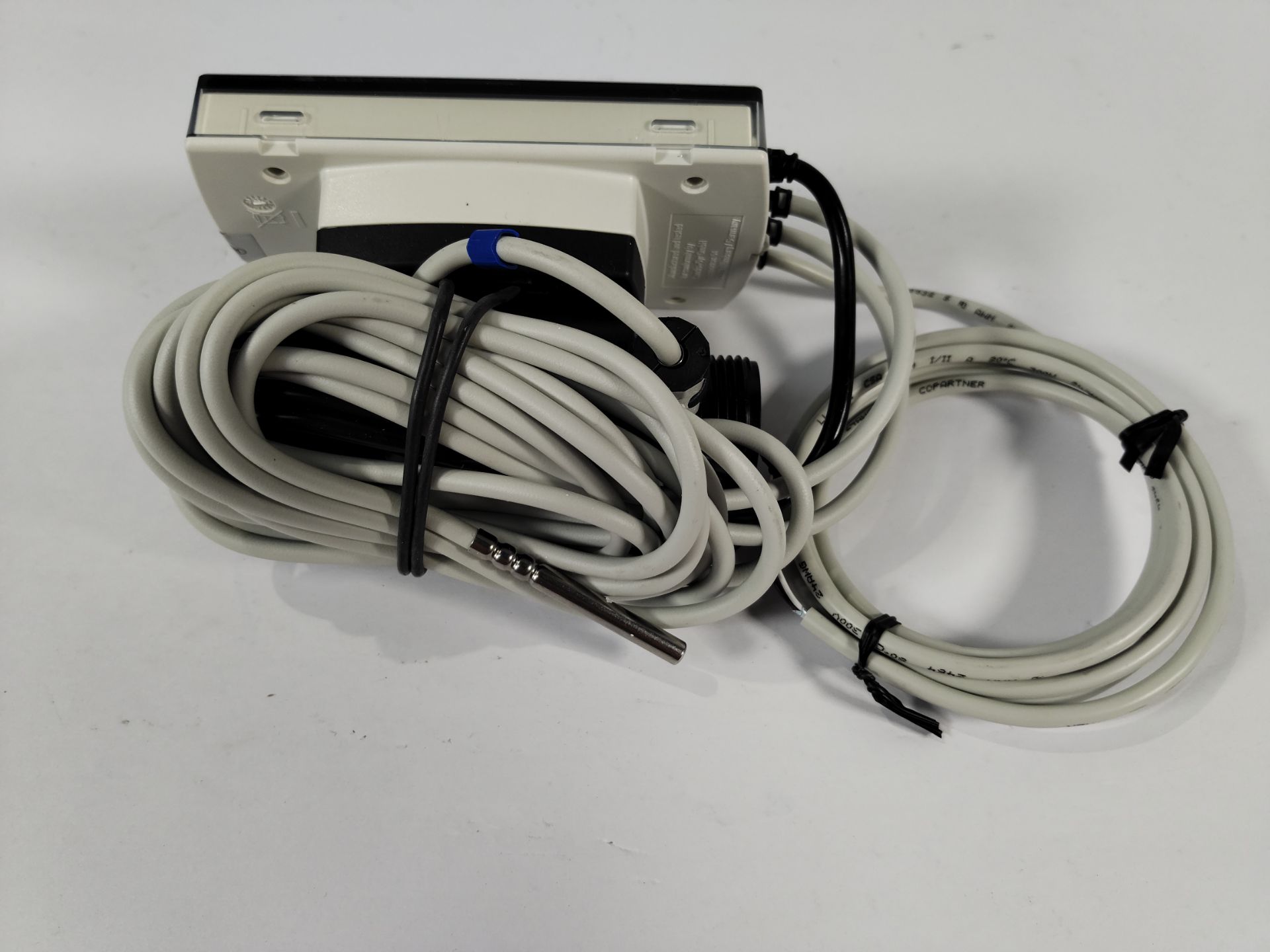 Two Ista Ultego III Smart Heat Meters, 1/2" BSP QP1.5. M-Bus, sealed boxes (77634). - Image 3 of 4