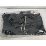 A Zero Restriction Z500 1/4 zip pullover (XL).