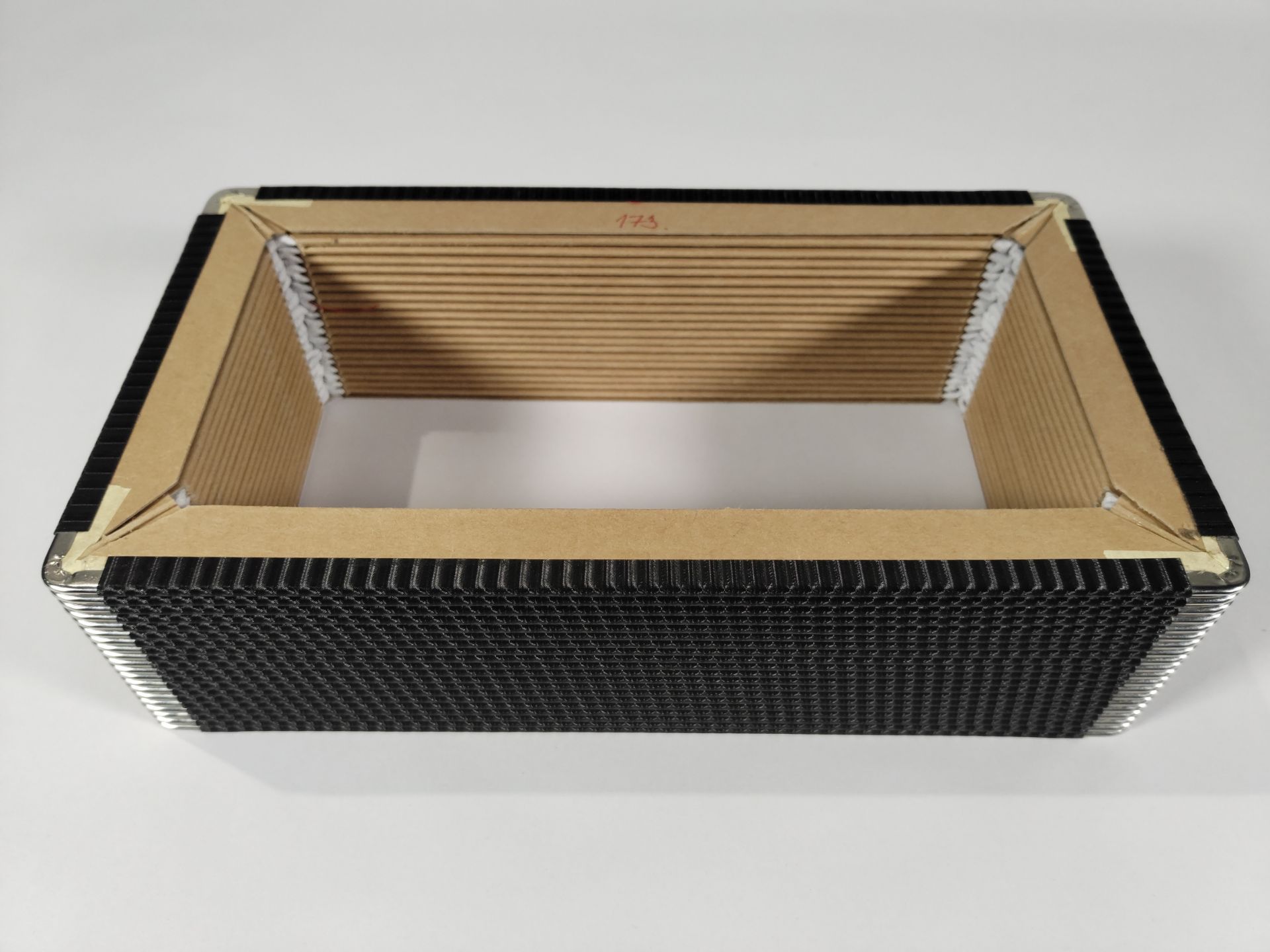 Two Harmonikas Bellows x 20 folds, light leather corner, inside P11 red cloth, outside K14 black str - Image 2 of 3