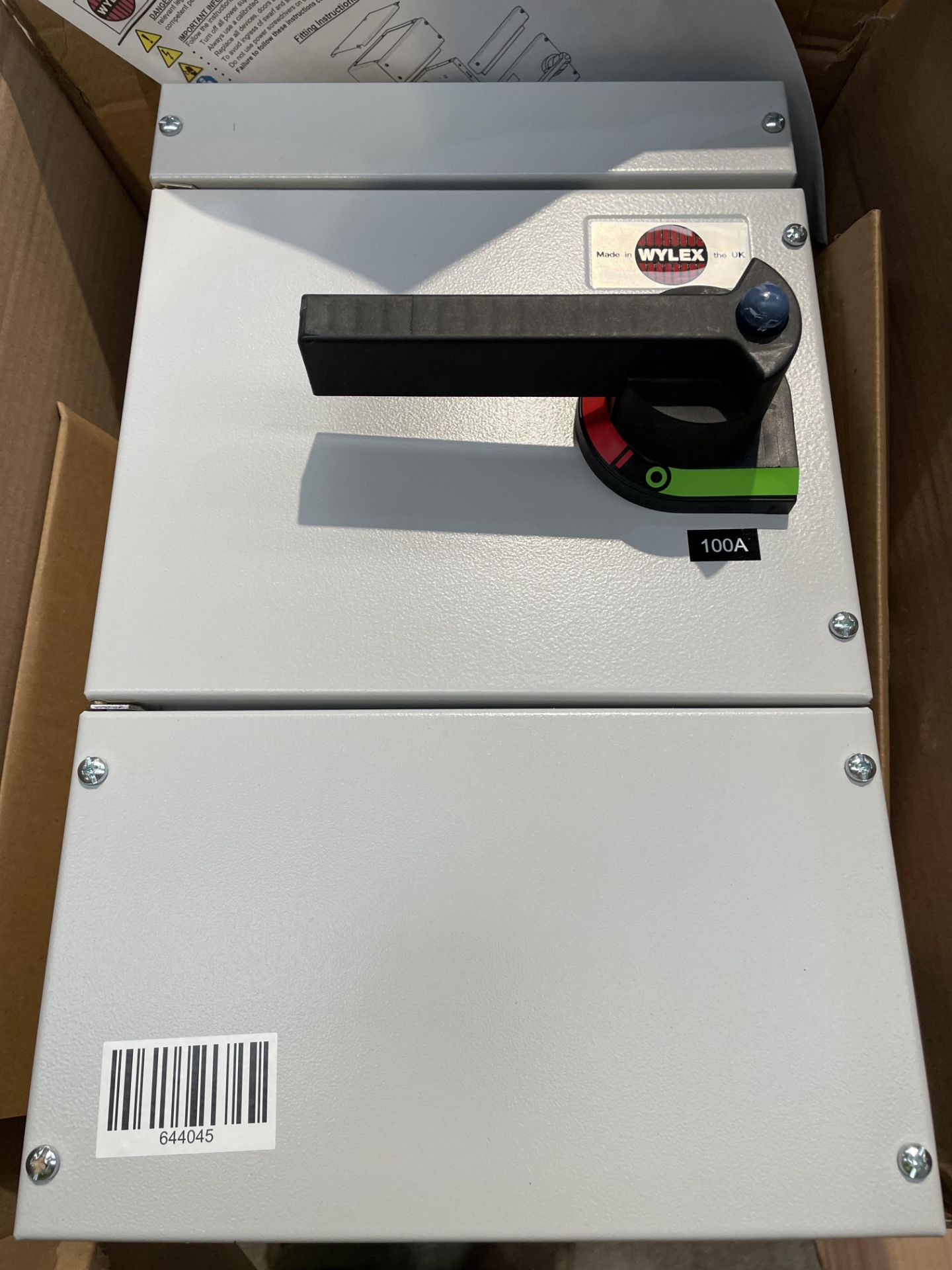 A Wylex NHTPSF100 100A 3-Pole + Neutral Fuse Combination Unit.