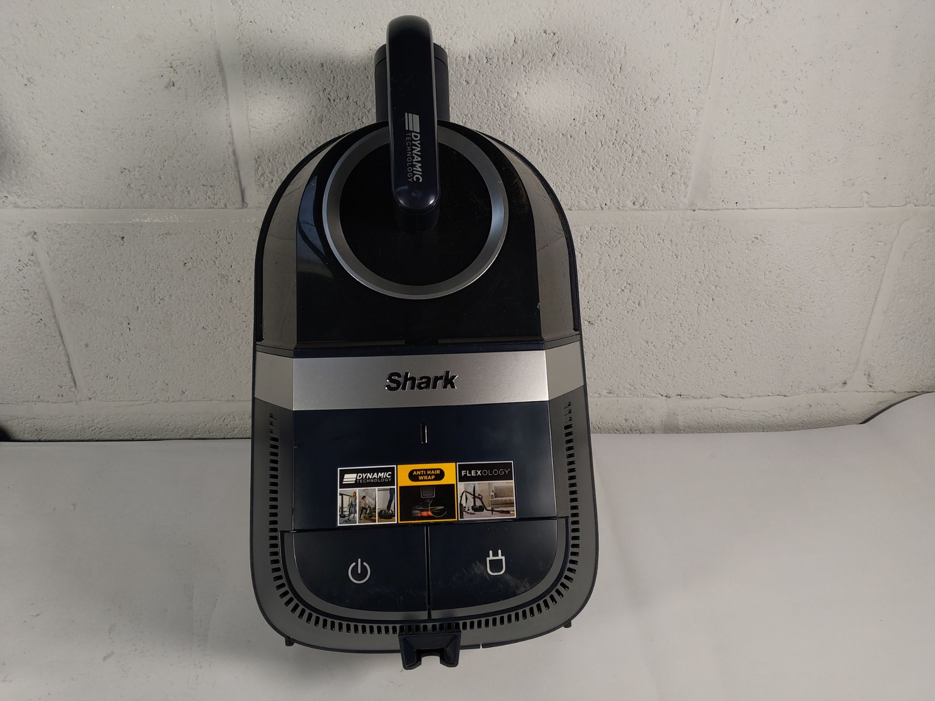 Pre-owned Shark Dynamic Bagless Vacuum Cleaner CZ250UKTDB 66. - Image 2 of 7