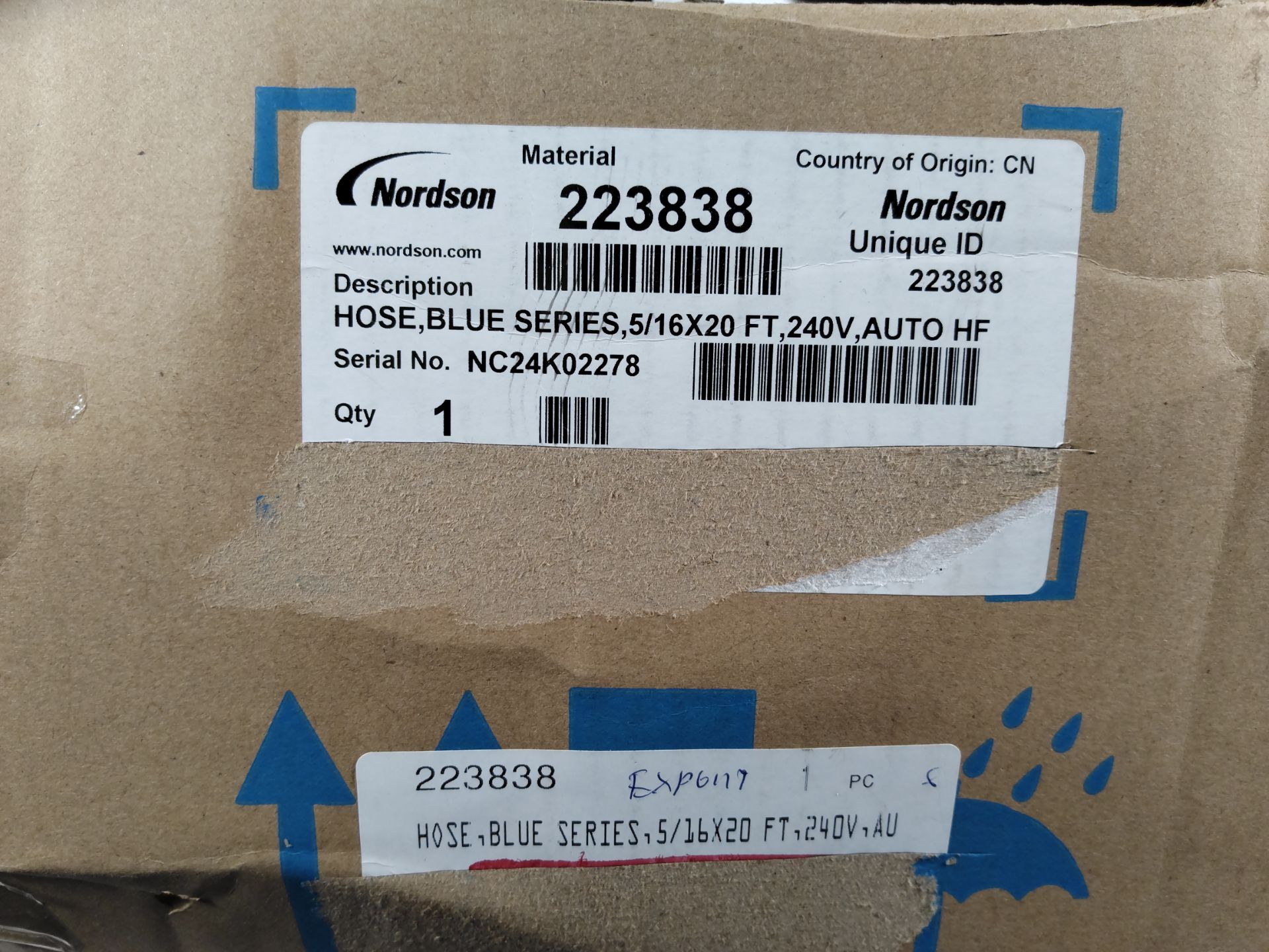 A Nordson Blue Series Hot Melt 5/16 x 20ft hose with Rediflex II hanger system, 240v, auto HF, 22383 - Image 4 of 4