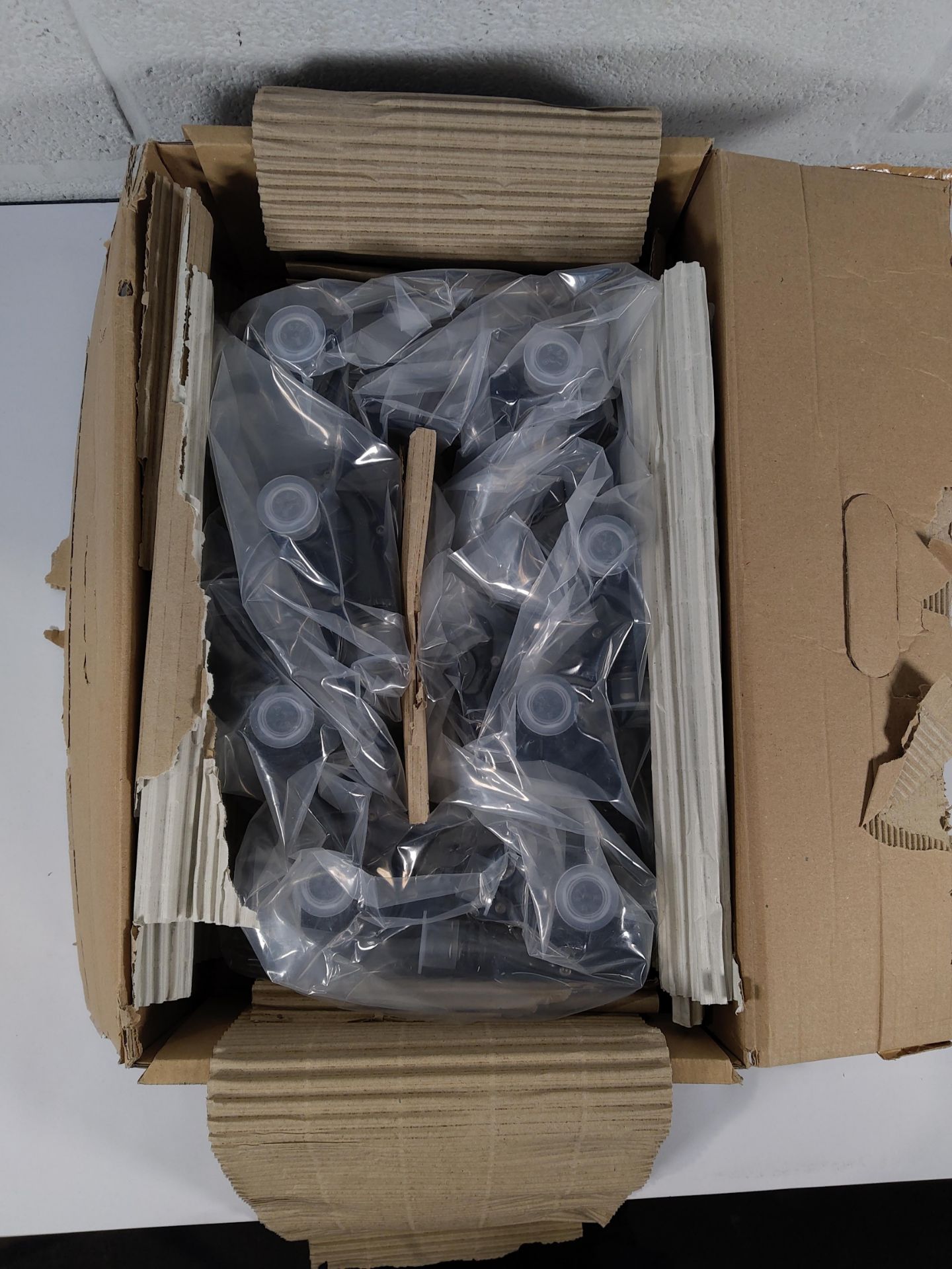 Eight as new Bosch Auxiliary Water Pumps (cooling water circuit) - 0392024-99.