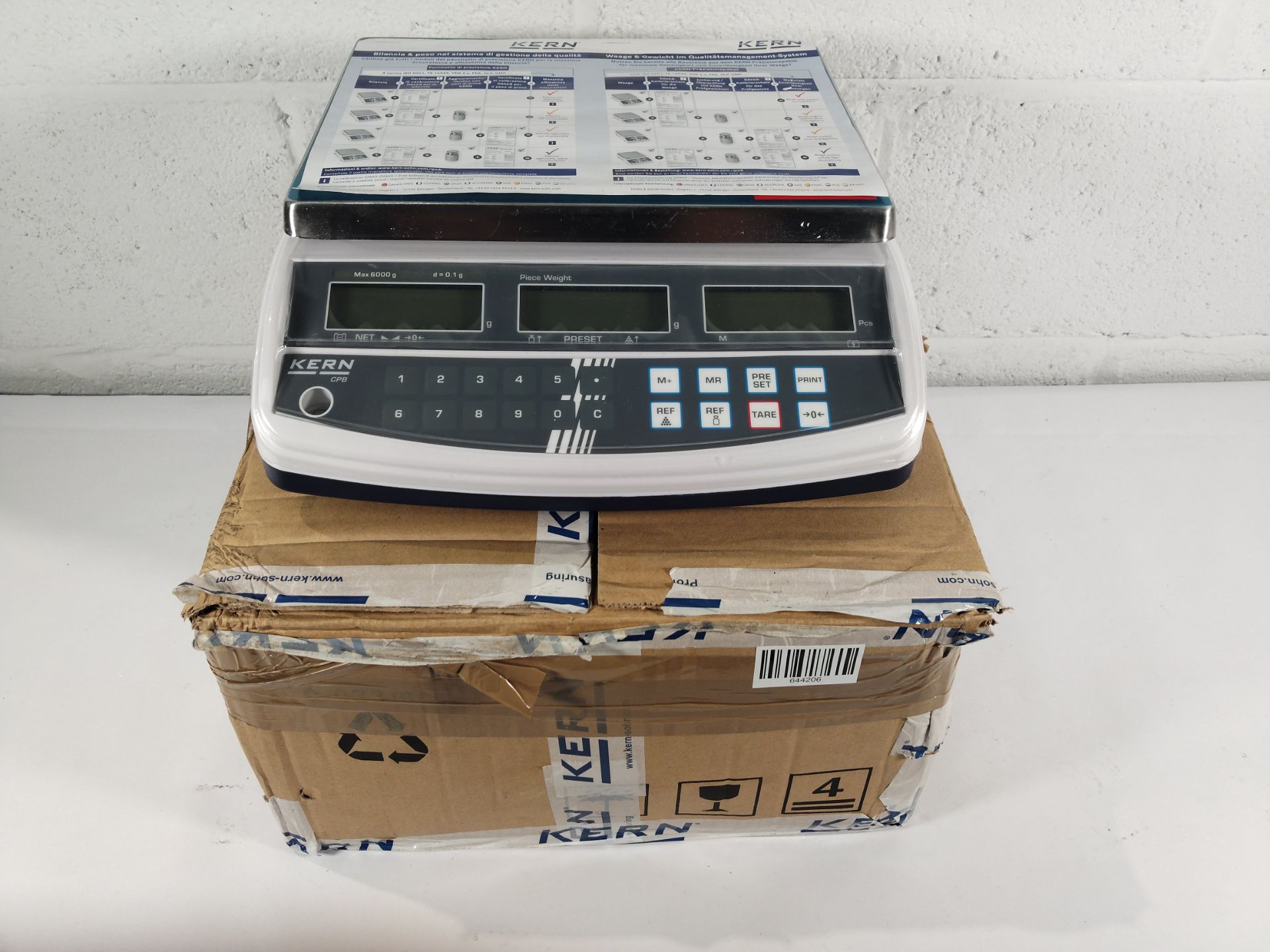 An as new KERN CPB 6K0.1N counting weighing scale.