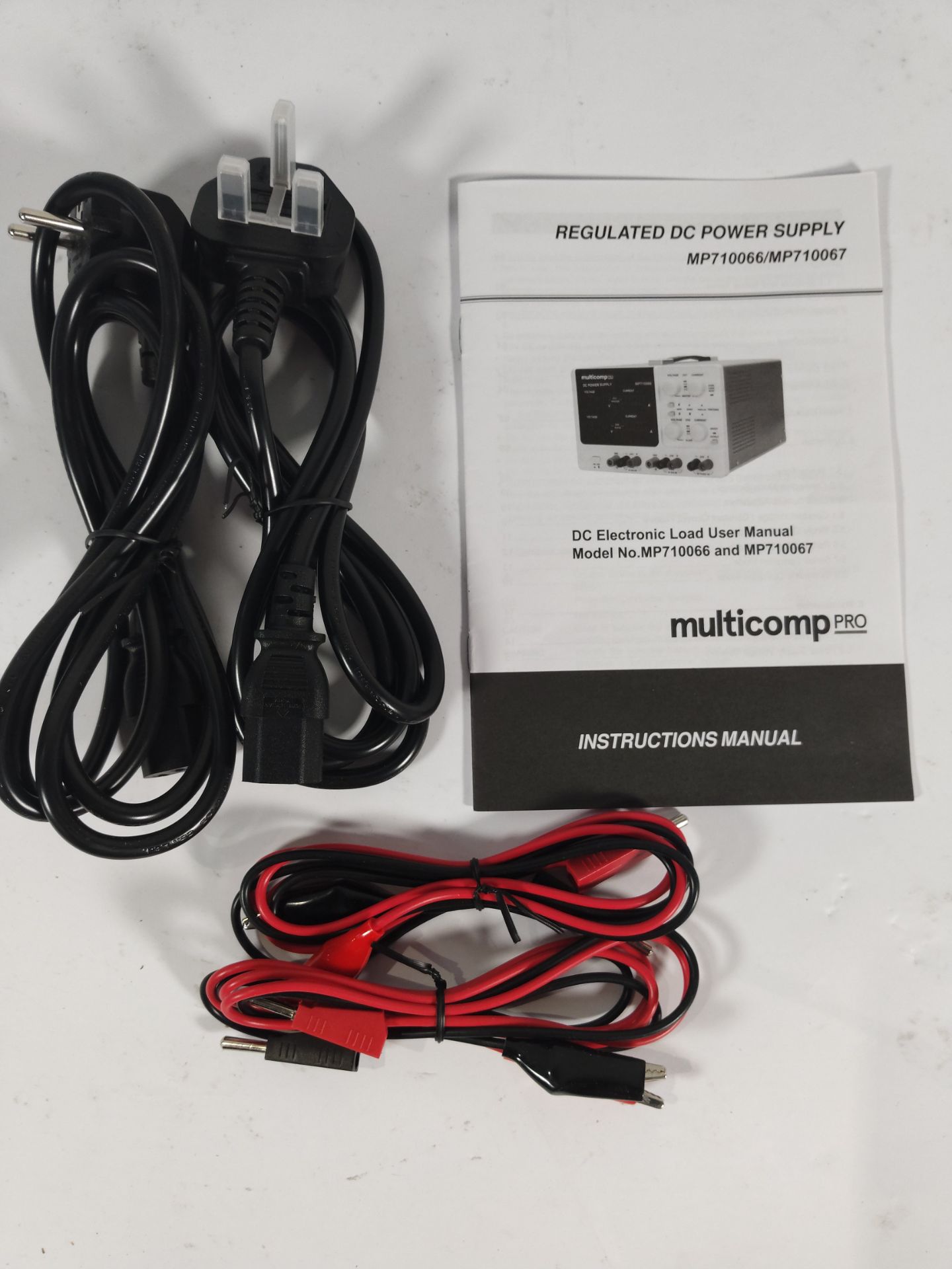 An as new Multicomp Pro bench top regulated DC power supply (REF: MP710067). - Image 3 of 3