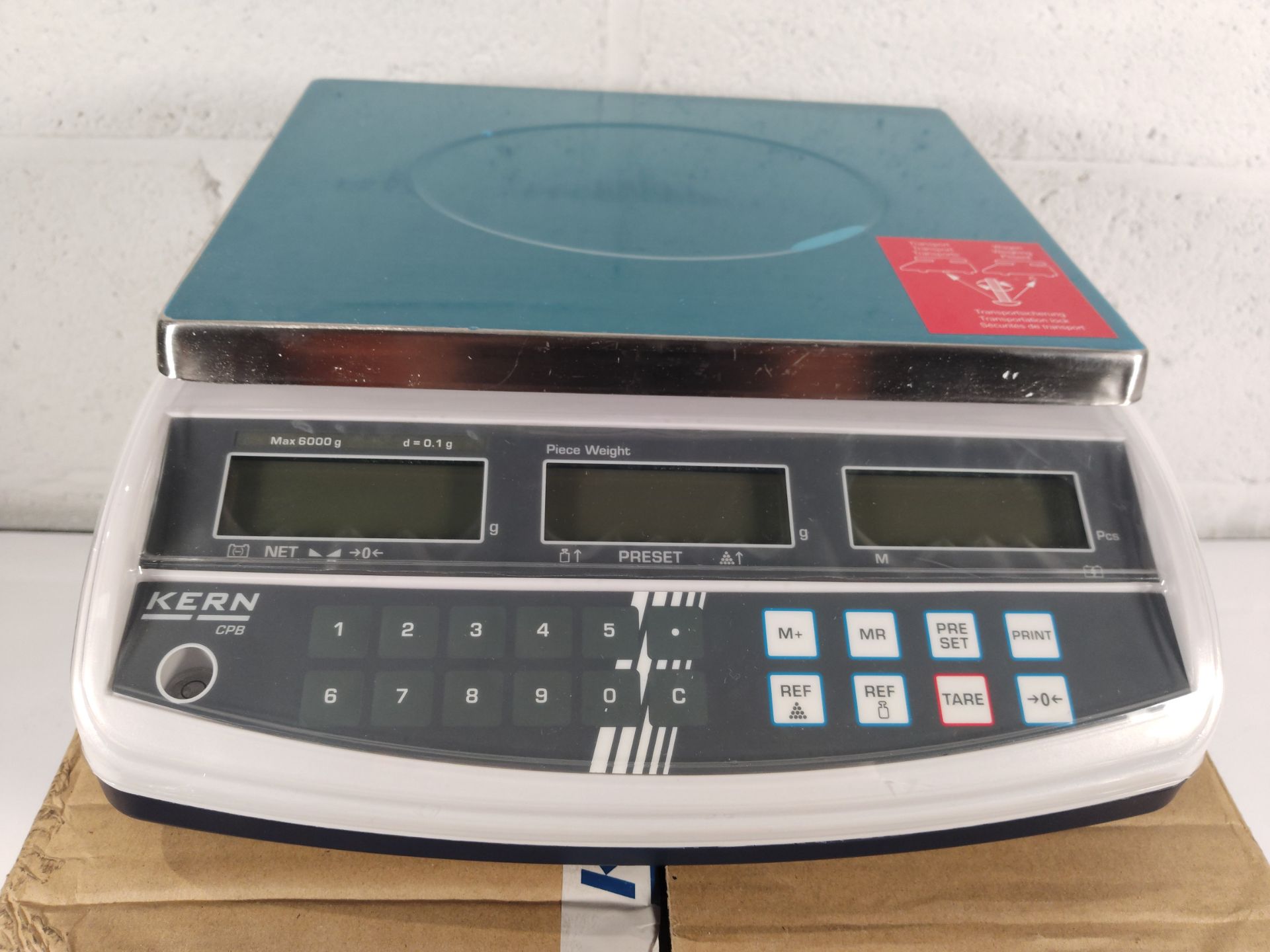 An as new KERN CPB 6K0.1N counting weighing scale. - Image 2 of 3
