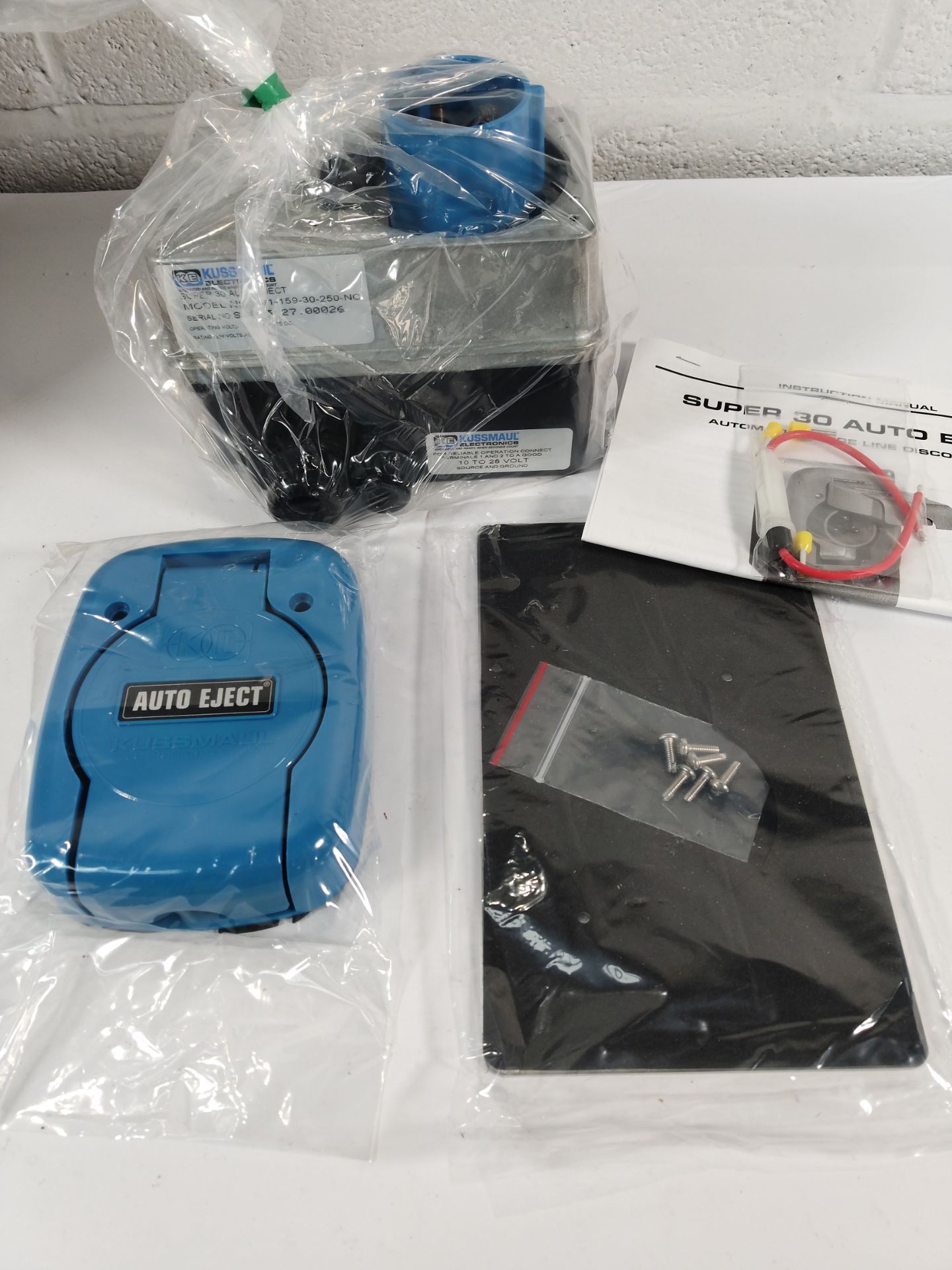 A boxed as new Kussmaul Super 30 Auto Eject (automatic shore line disconnect) 091-159-30-250.