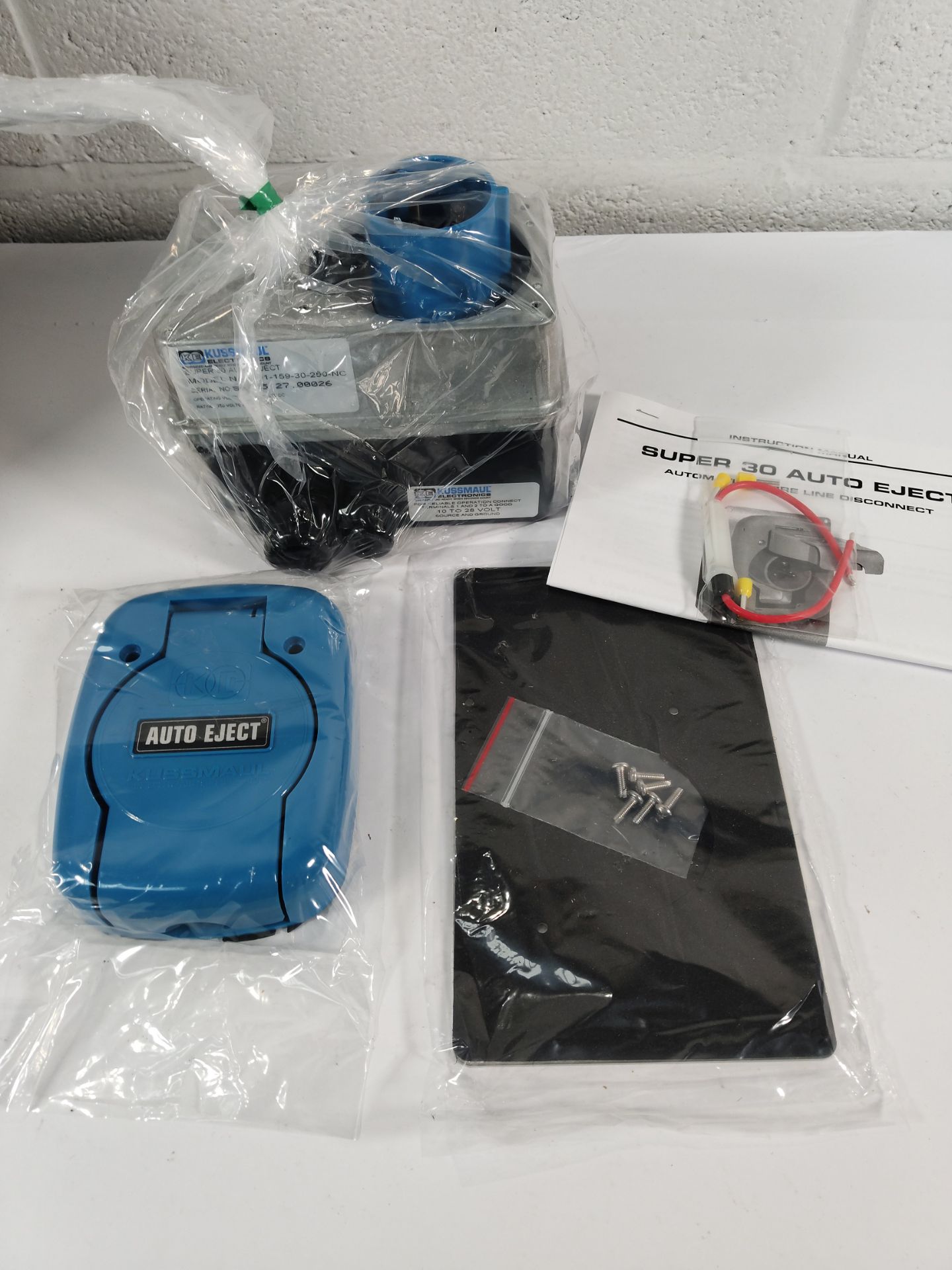 A boxed as new Kussmaul Super 30 Auto Eject (automatic shore line disconnect) 091-159-30-250.
