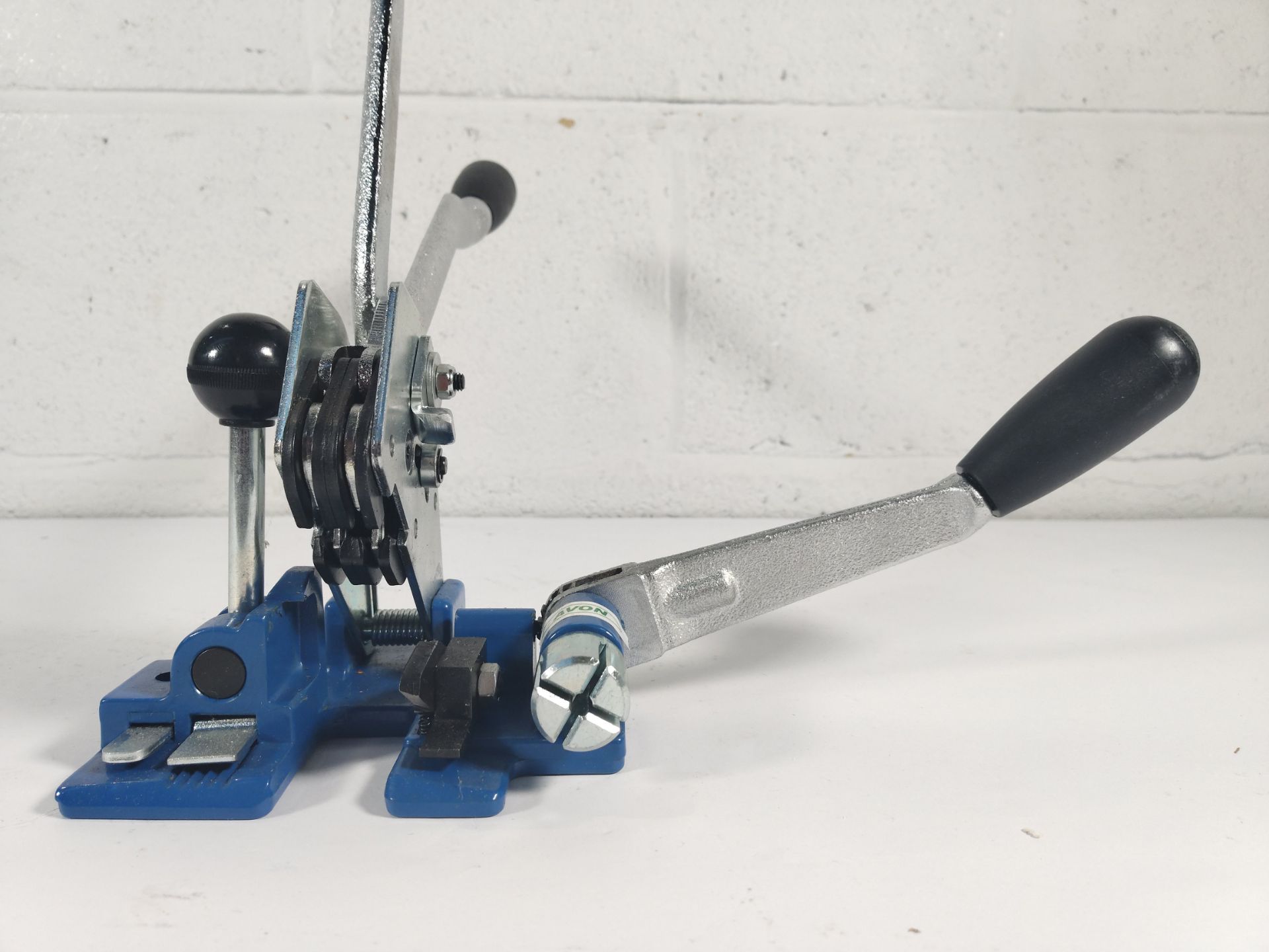 An as new Cromwell Industrial Supplies 12mm combination 2 in 1 strapping tool. - Image 2 of 2