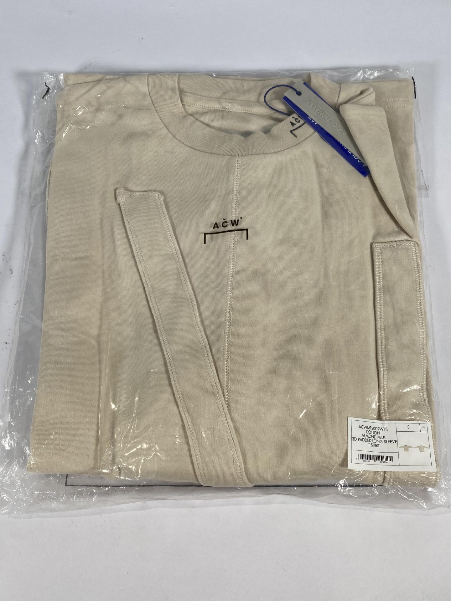 A-Cold wall 3d padded long sleeve t-shirt (Small).