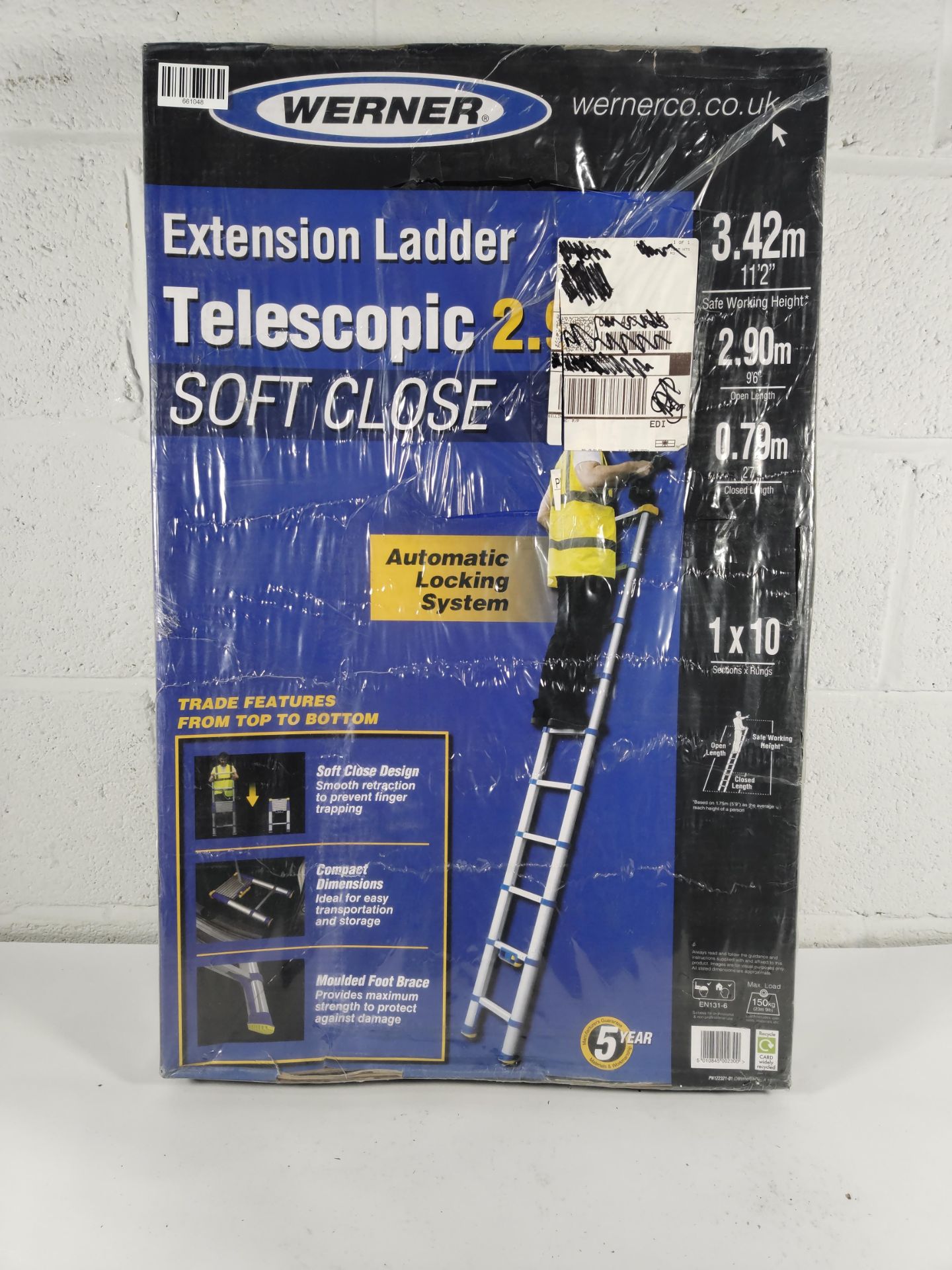 An as new Werner 2.9m telescopic extension ladder, soft close with automatic locking system. (